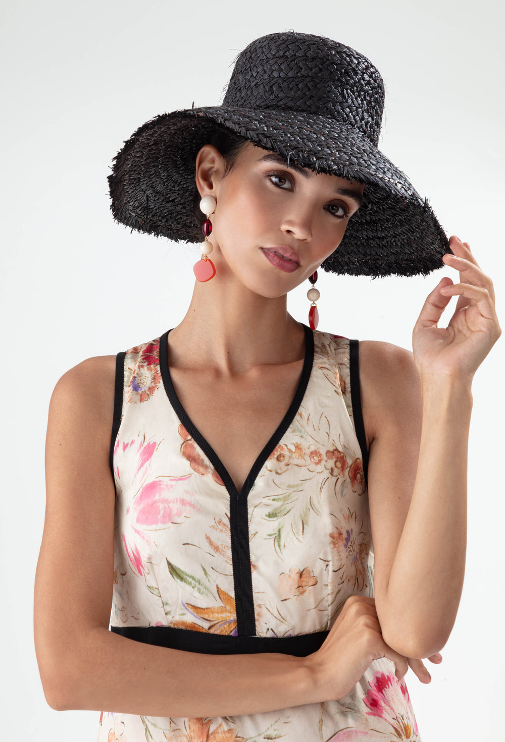 Capeline Borneo noire 1