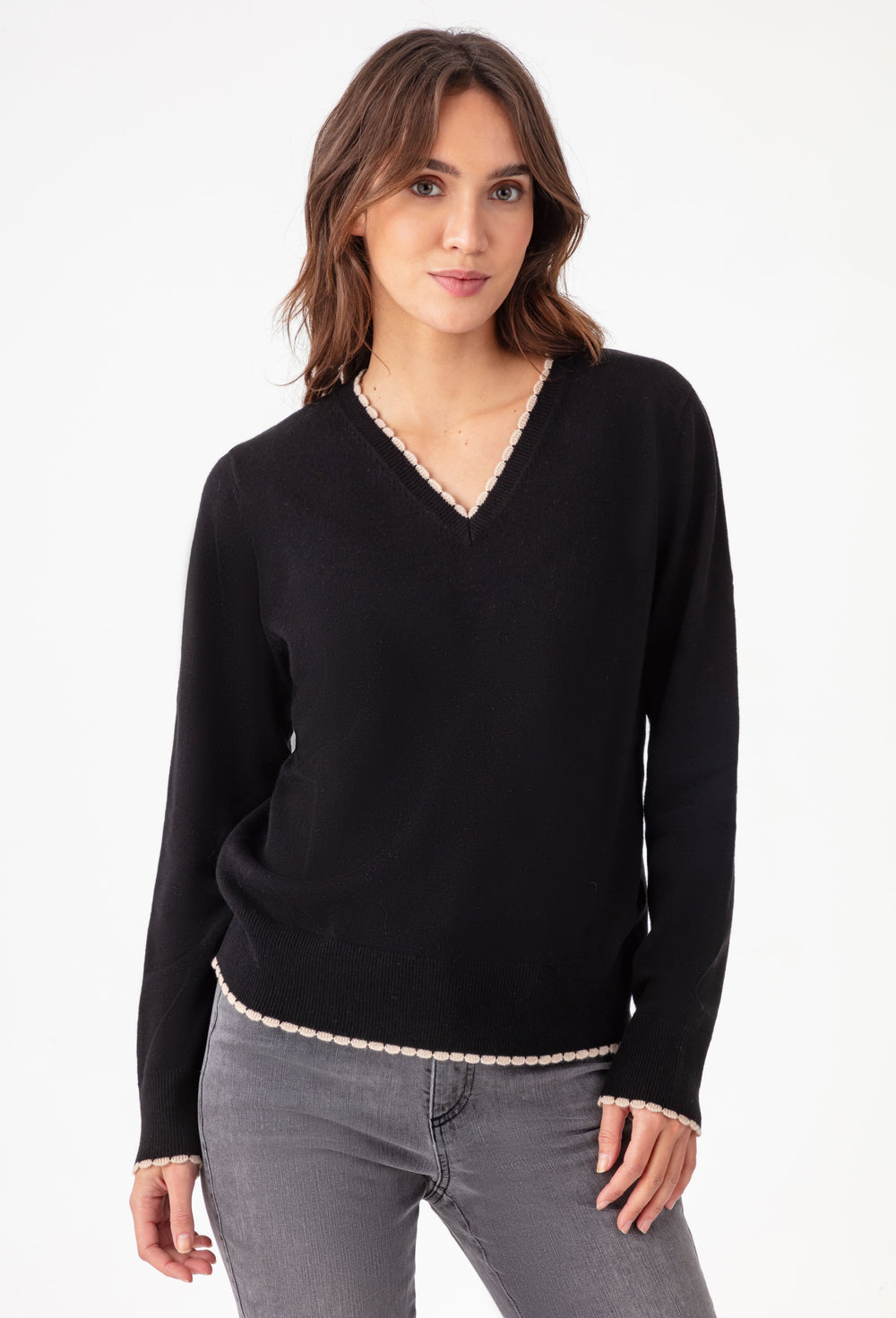 Pull Eugenie en laine noir 1