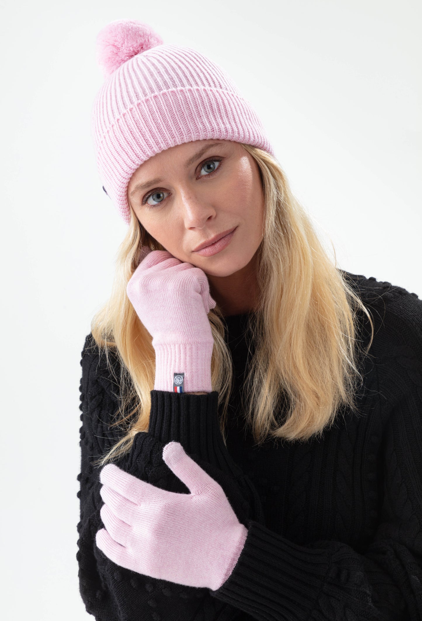 Bonnet Perrine rose poudre 100% laine 4