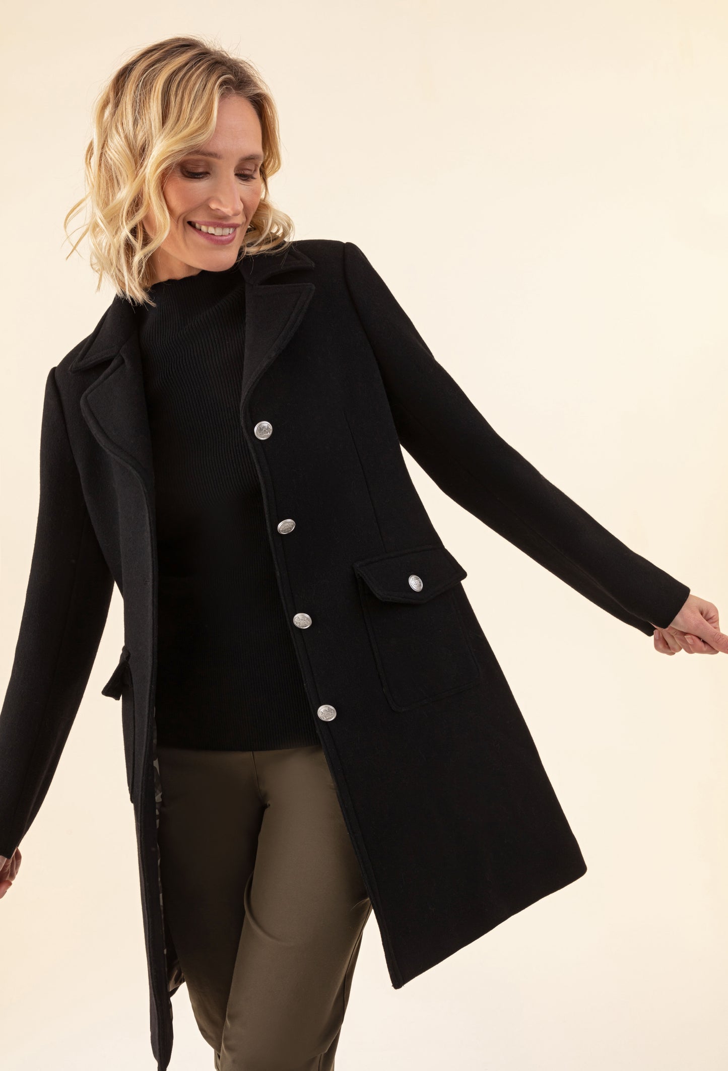 Manteau Heater noir en laine 4