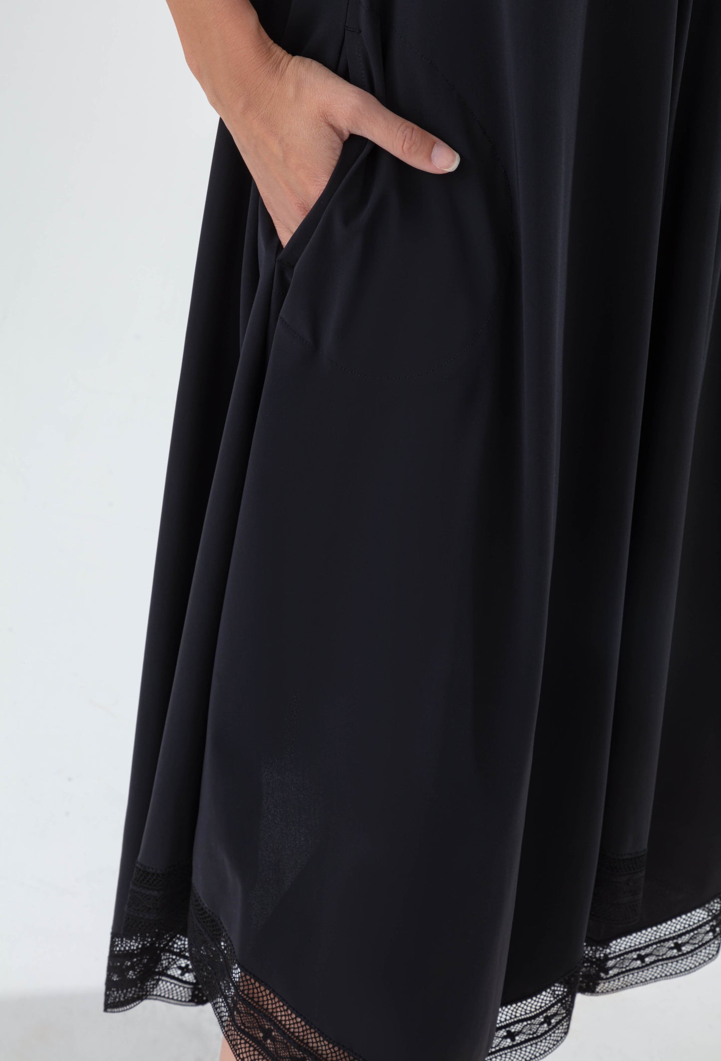 Robe Sunset noire en jersey technique 3