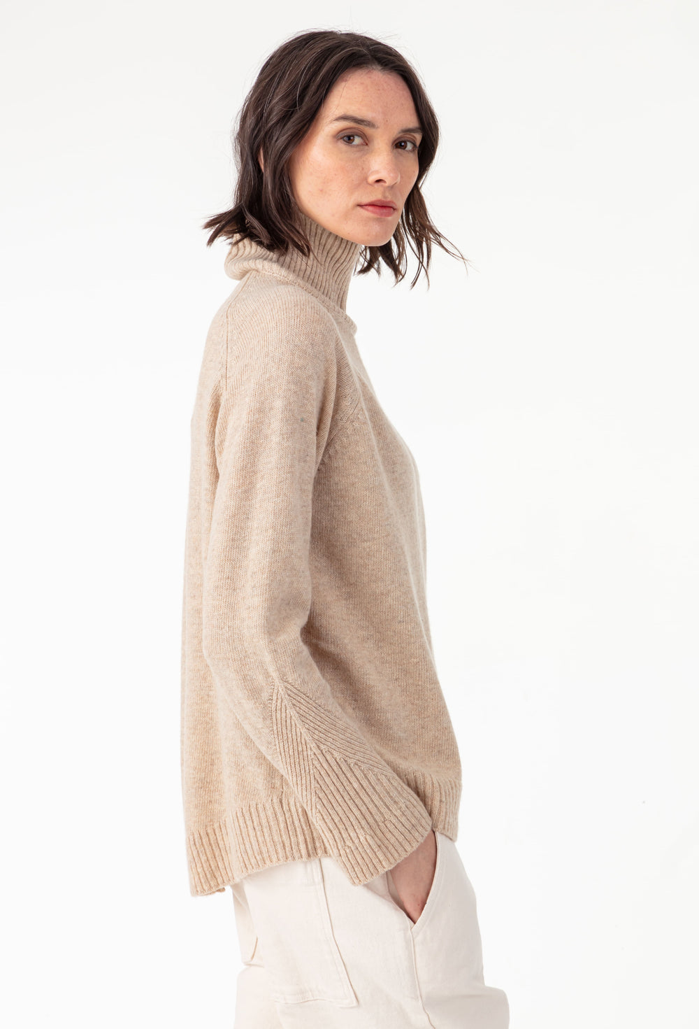 Pull Conrad beige en laine 4