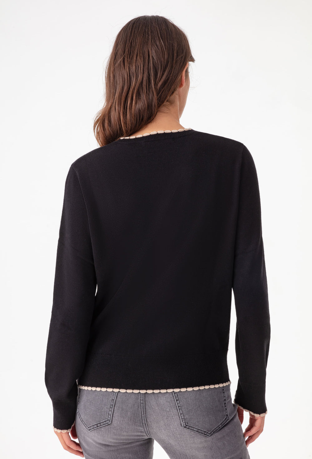 Pull Eugenie en laine noir 3