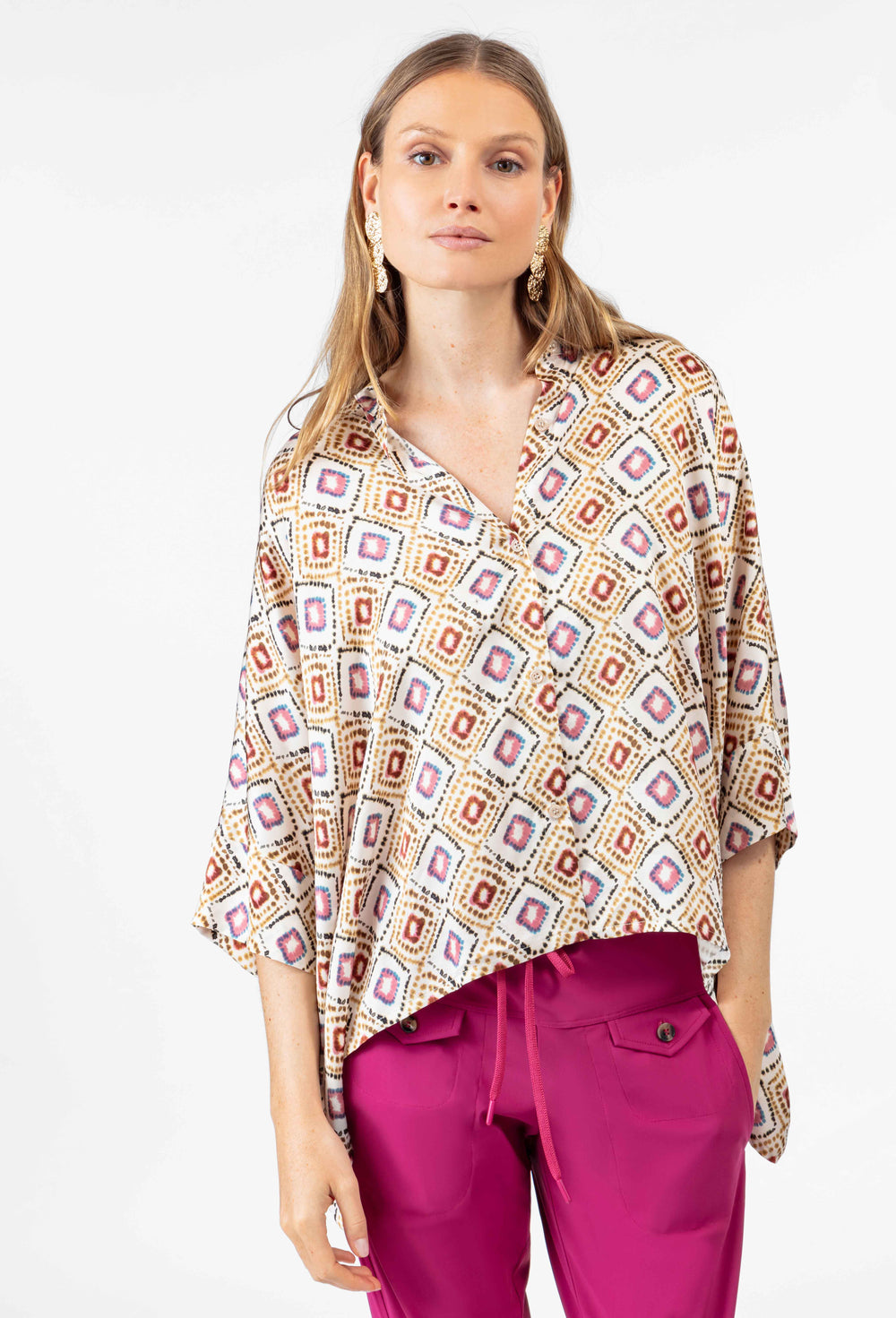 Chemise cubique Elynie en satin 4