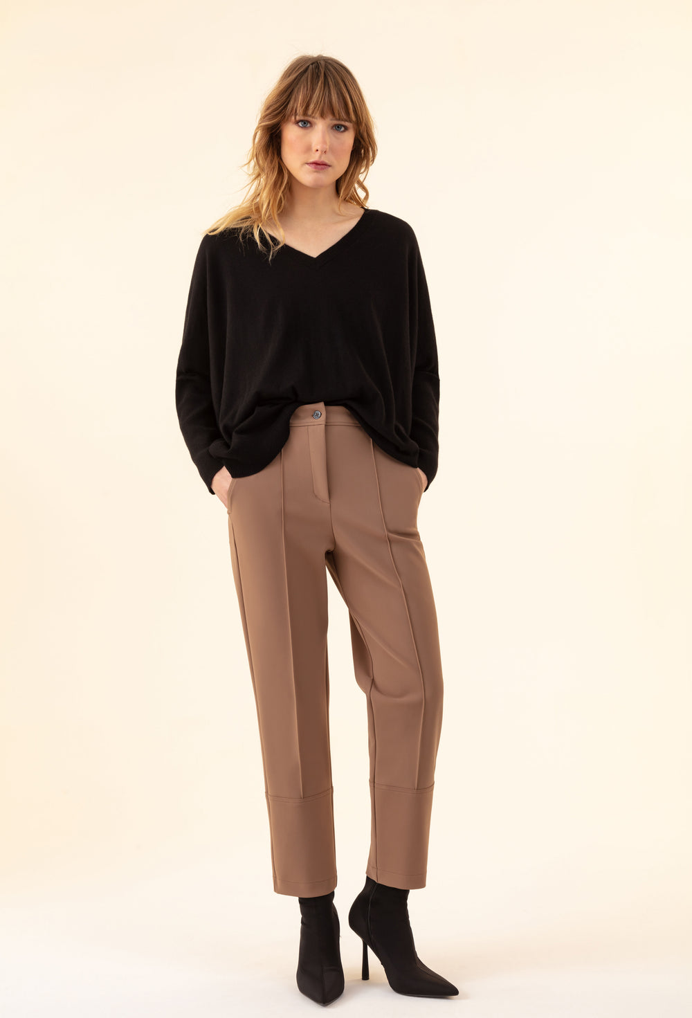 Pantalon Lyla vison en jersey technique coloris Vison 1