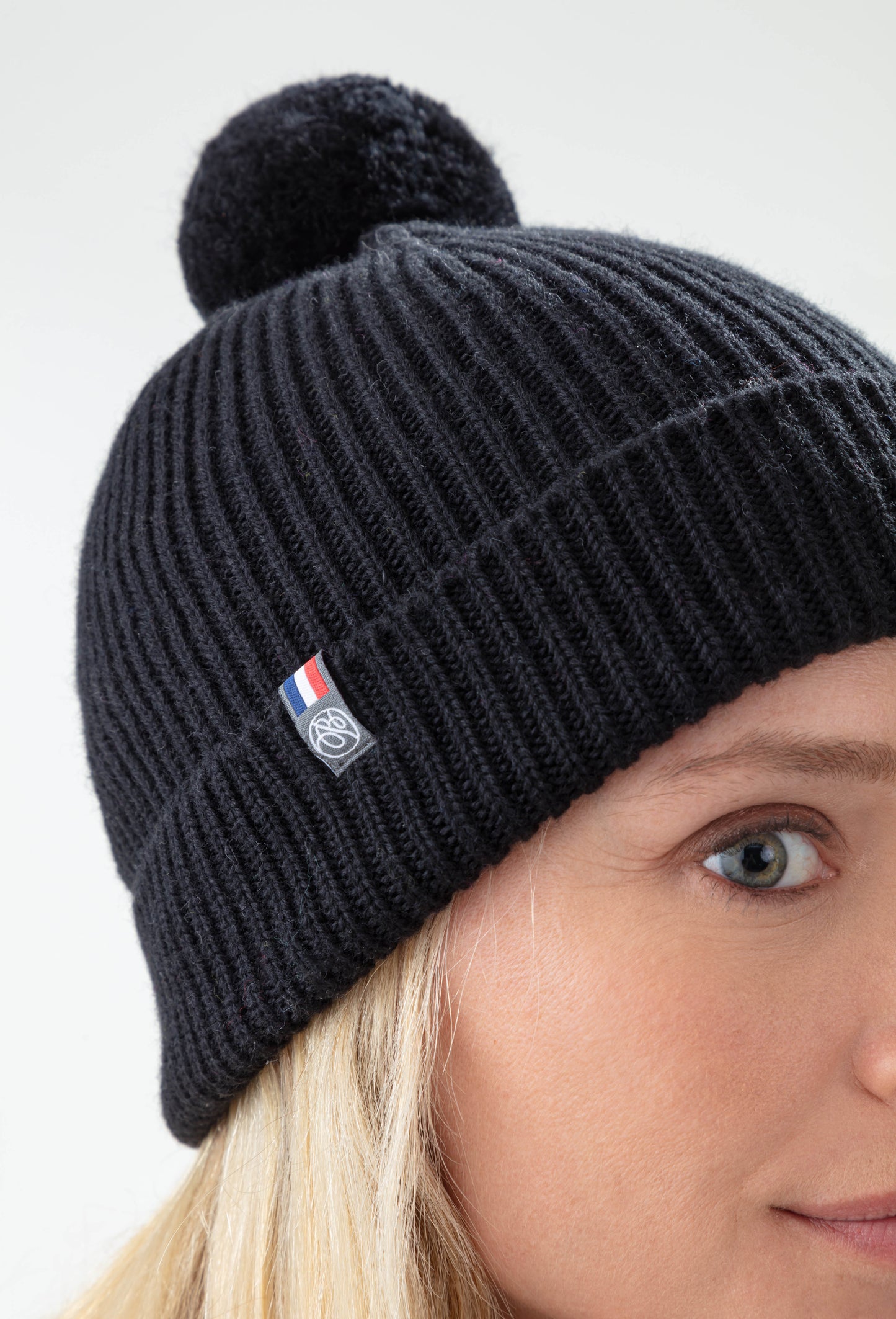 Bonnet Perrine noir 100% laine 2