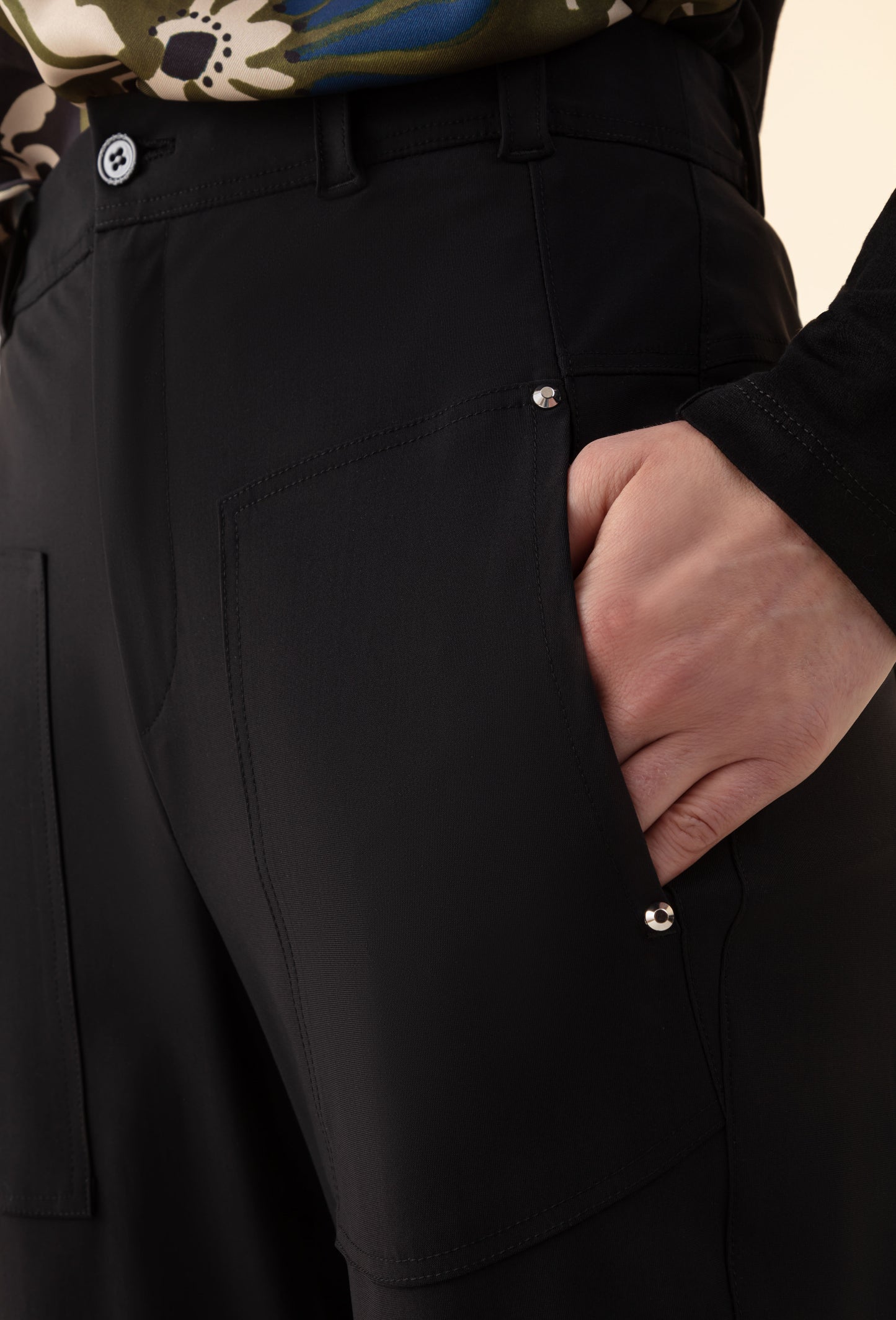 Pantalon Cameron noir en jersey technique 4