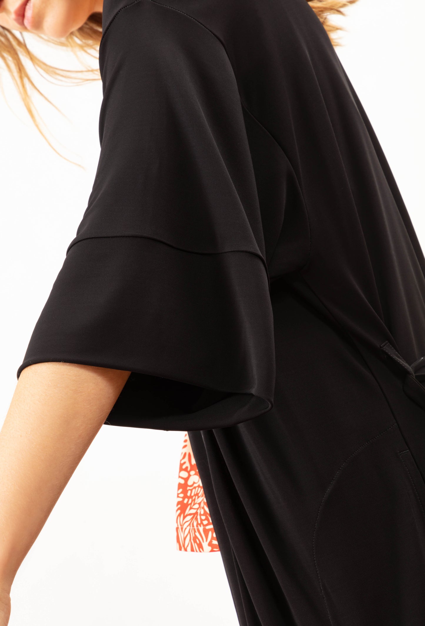 Kimono Marcella noir en viscose 4