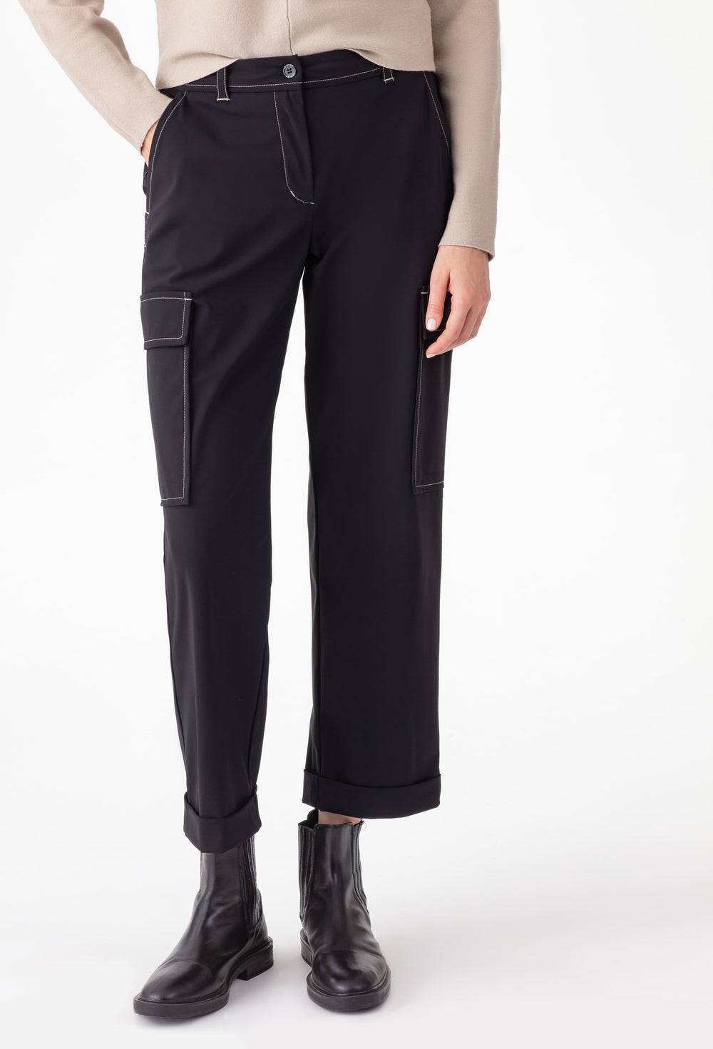 Pantalon cargo Victoire noir en jersey technique 2