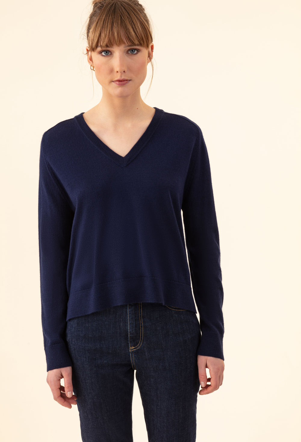 Pull col V Yanis marine 50% laine 1