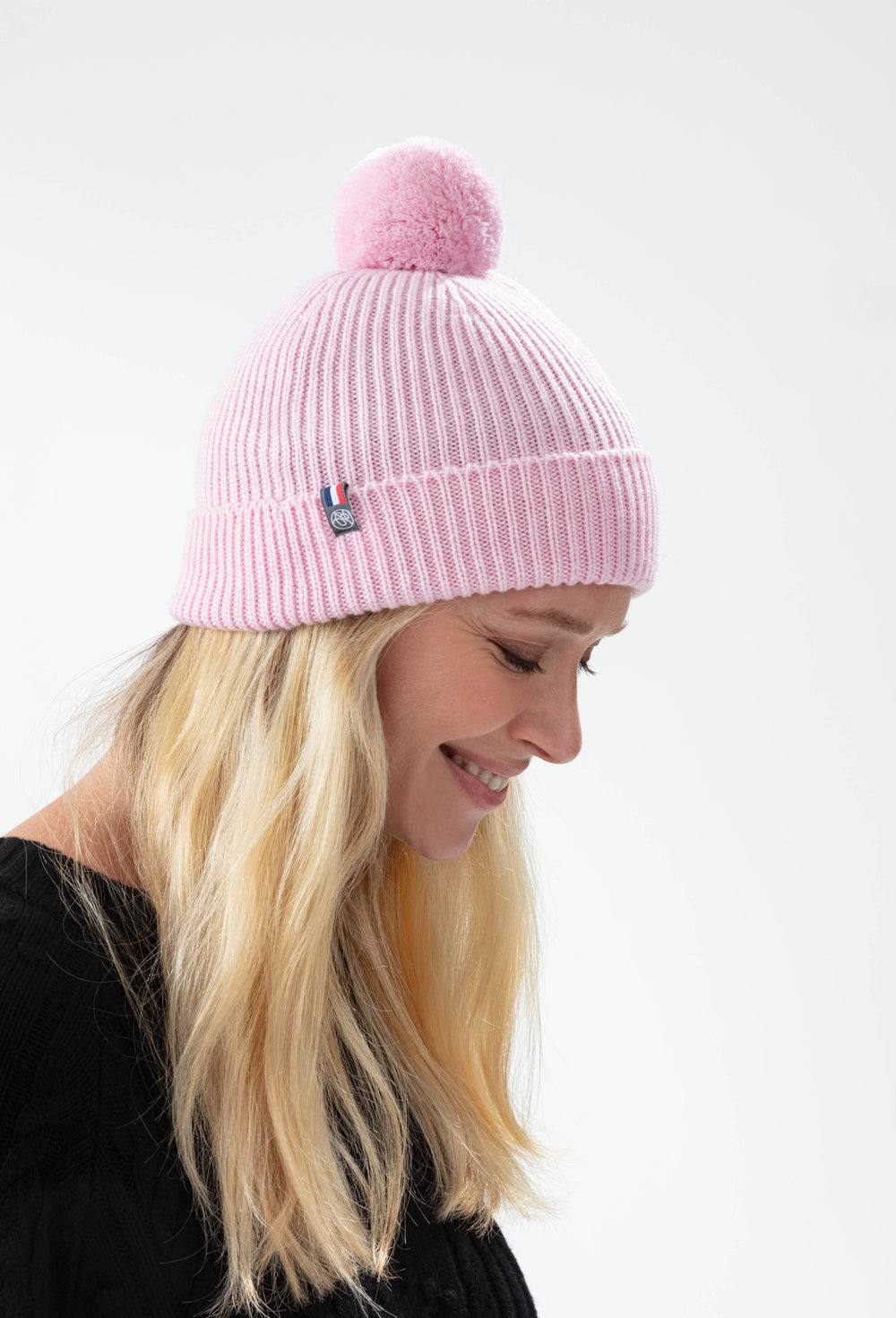 Bonnet Perrine rose poudre 100% laine 1