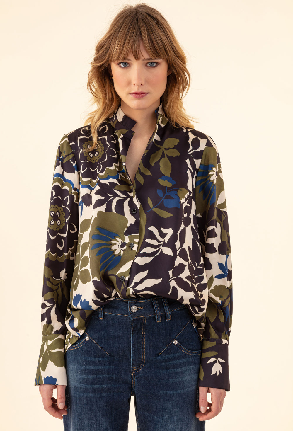 Chemise Queen satinée imprimé fleuri 1