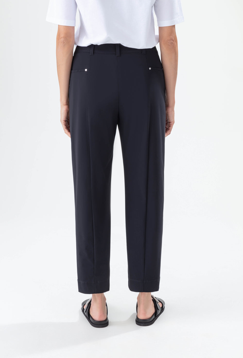 Pantalon Jalia noir en jersey technique 4