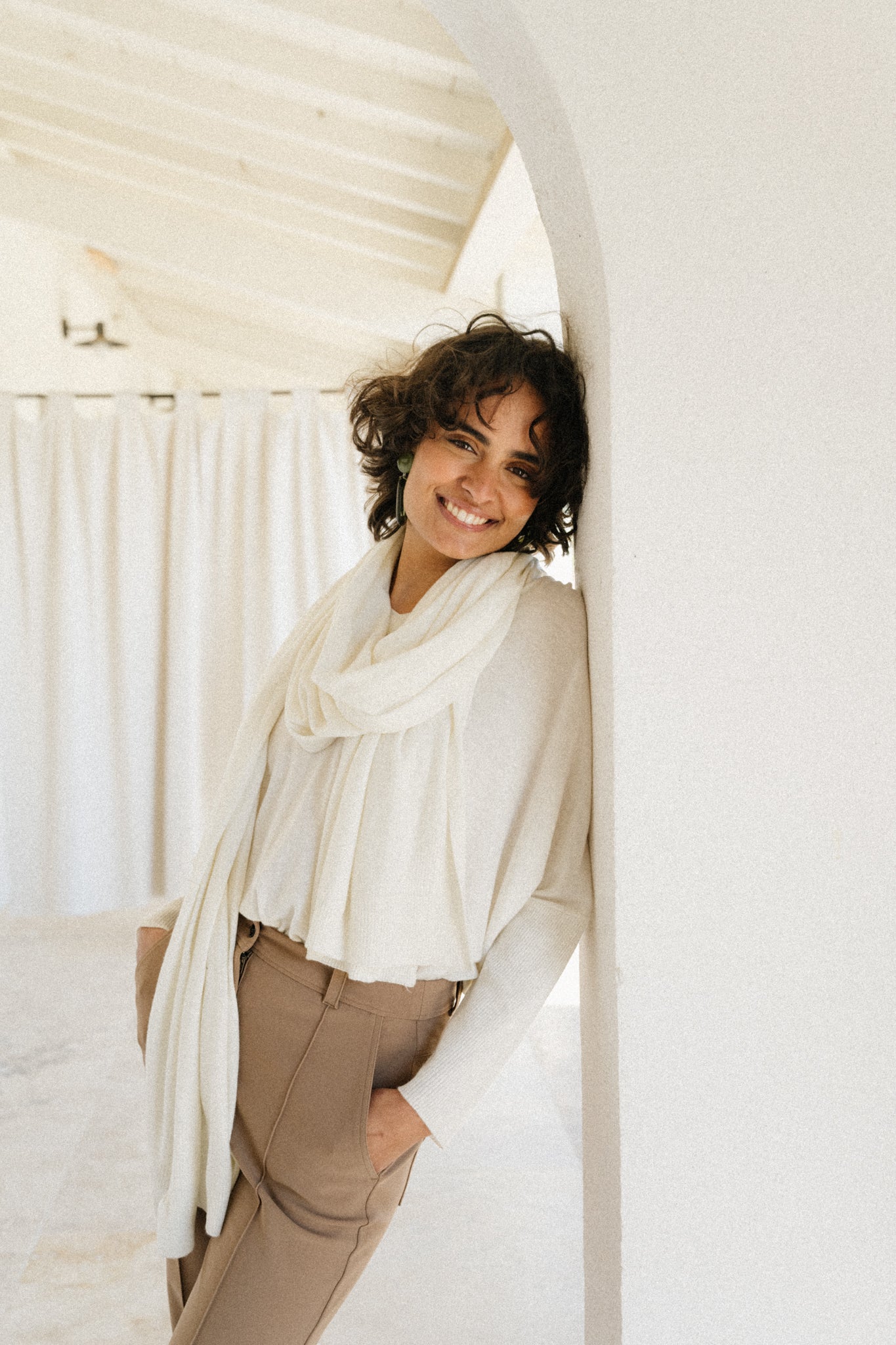 Echarpe Maya coloris écru 50% laine 2