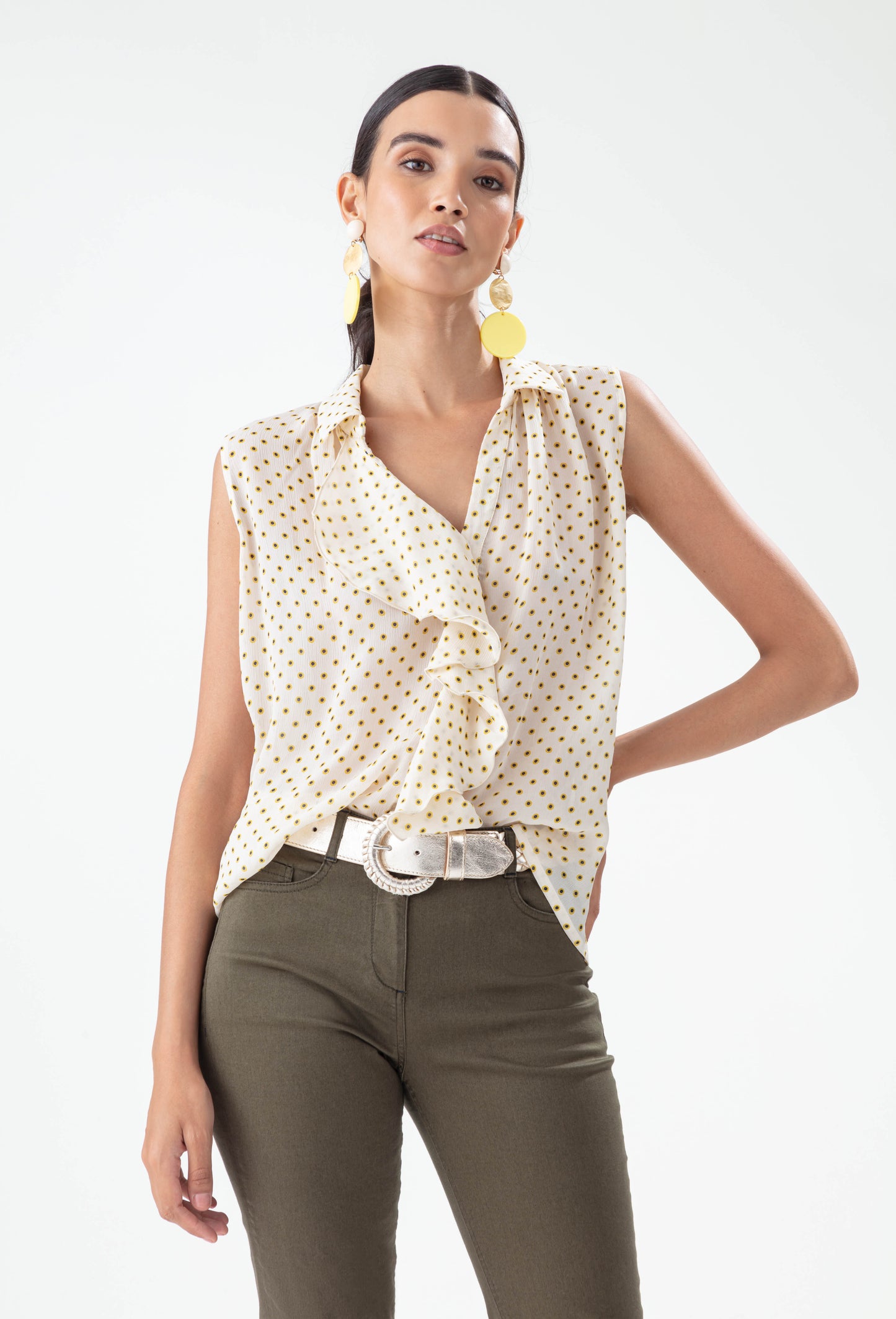 Top Illusion écru à pois jaune et noir 1