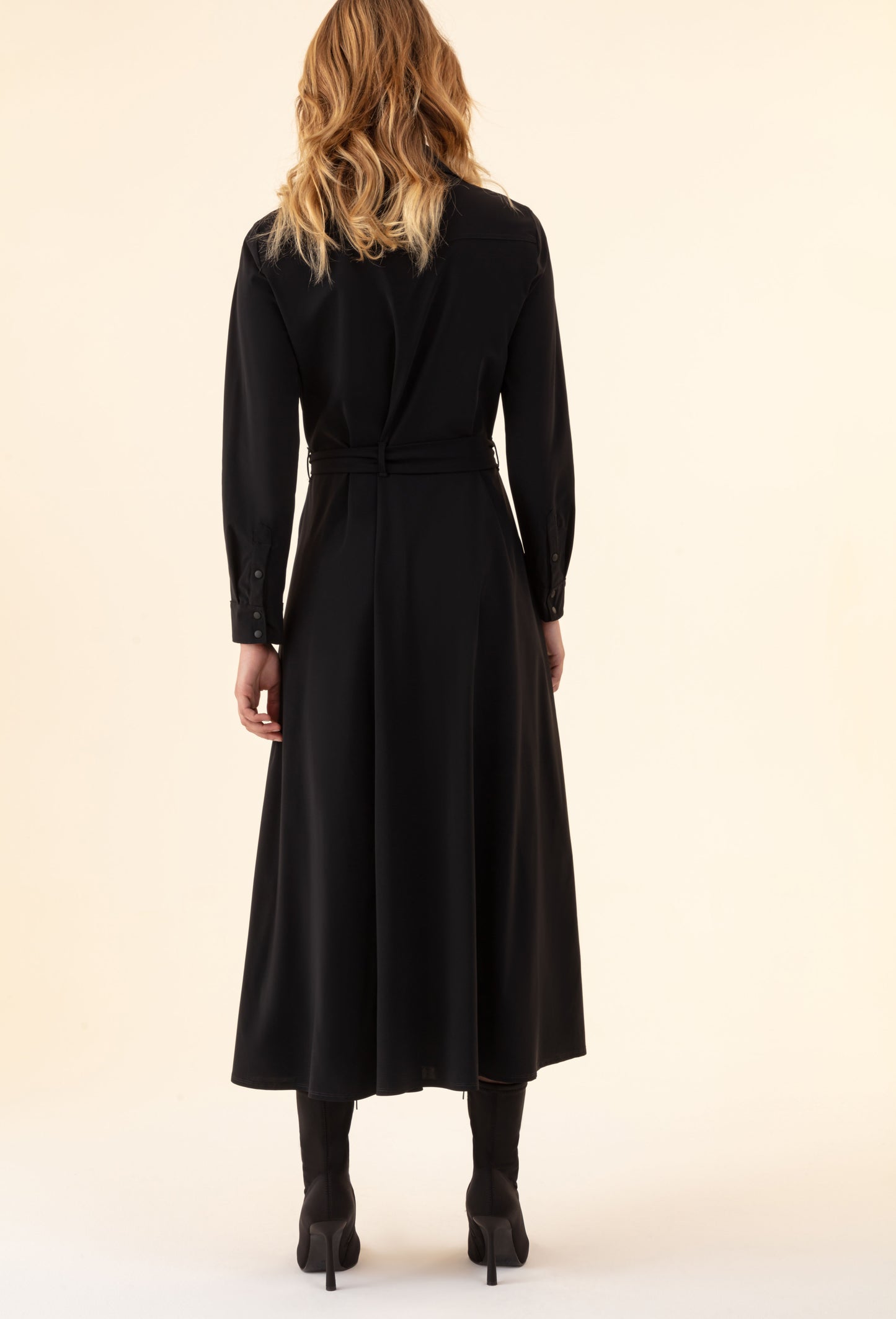 Robe longue Oscar noire en jersey technique 3