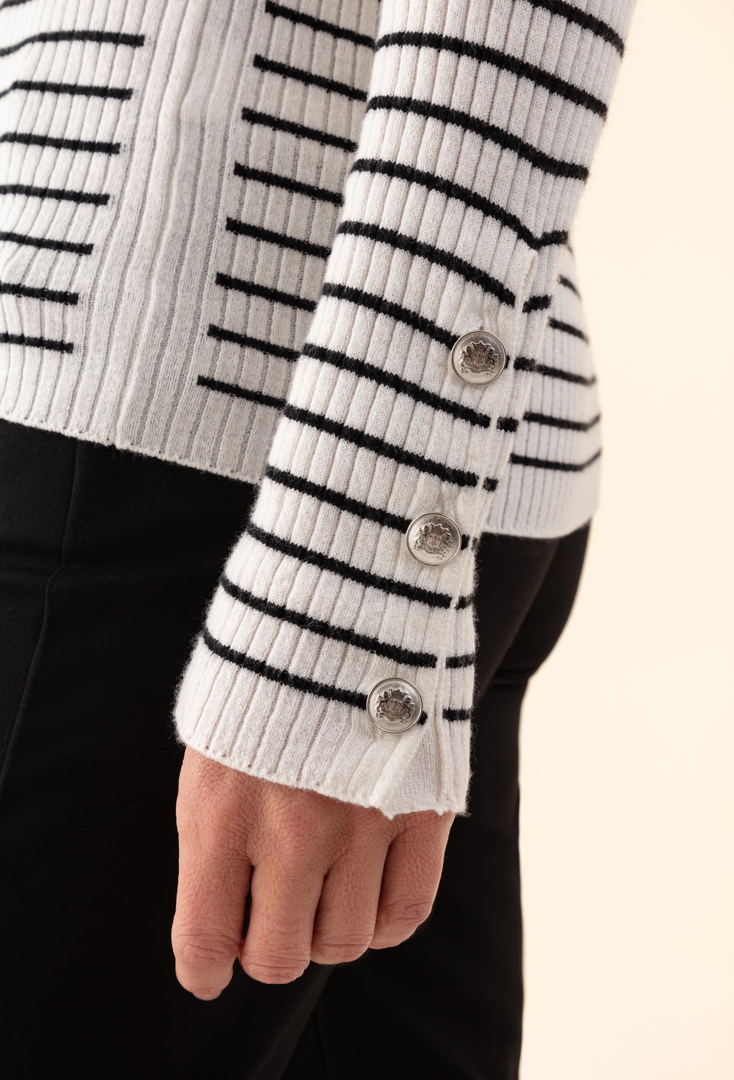 Pull Alhambra rayures noires 3