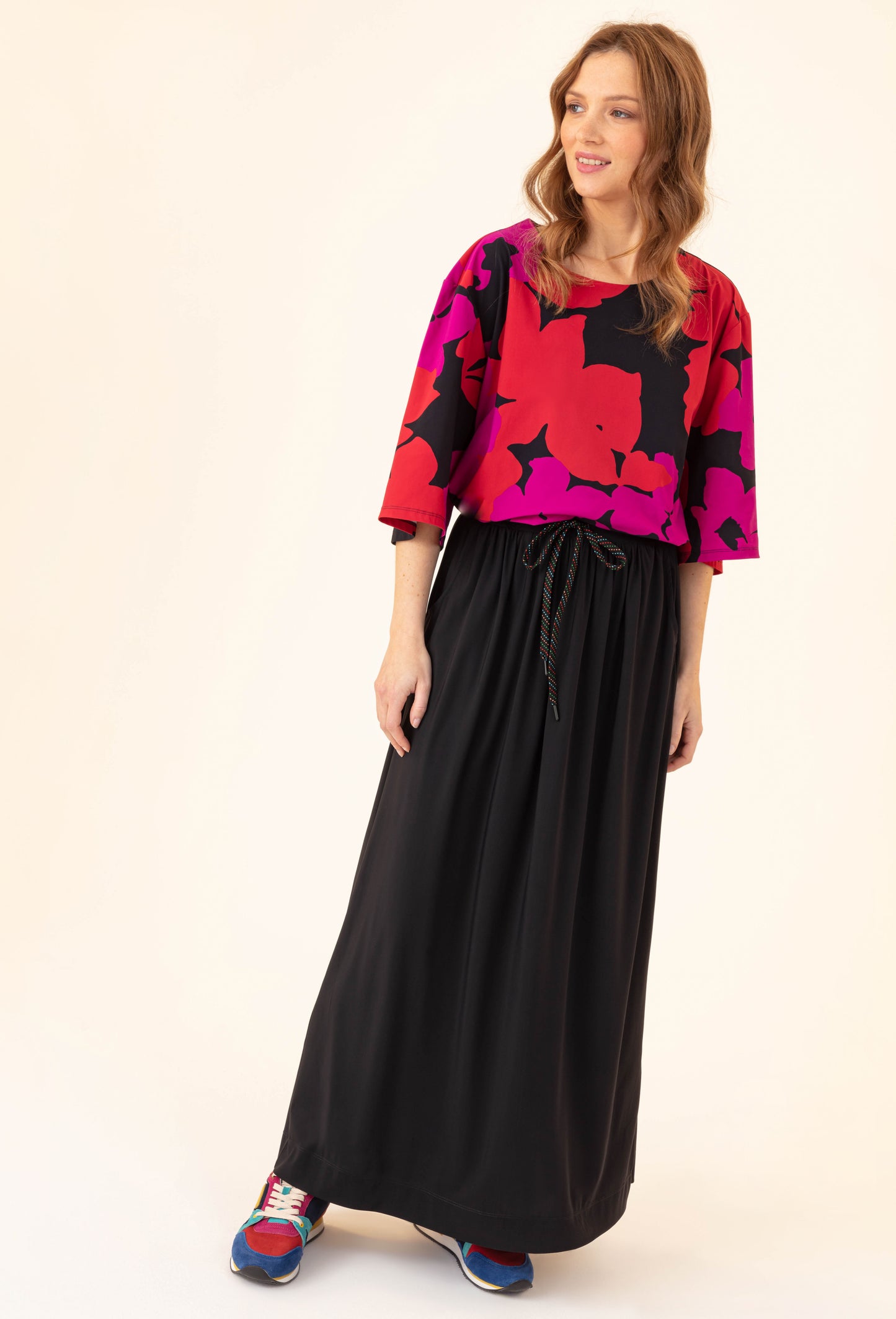 Jupe Siegrid en jersey technique noire 1