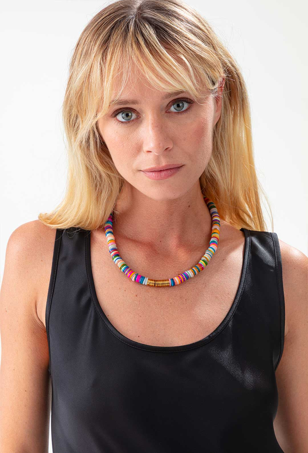Collier Cauris multicolore 1