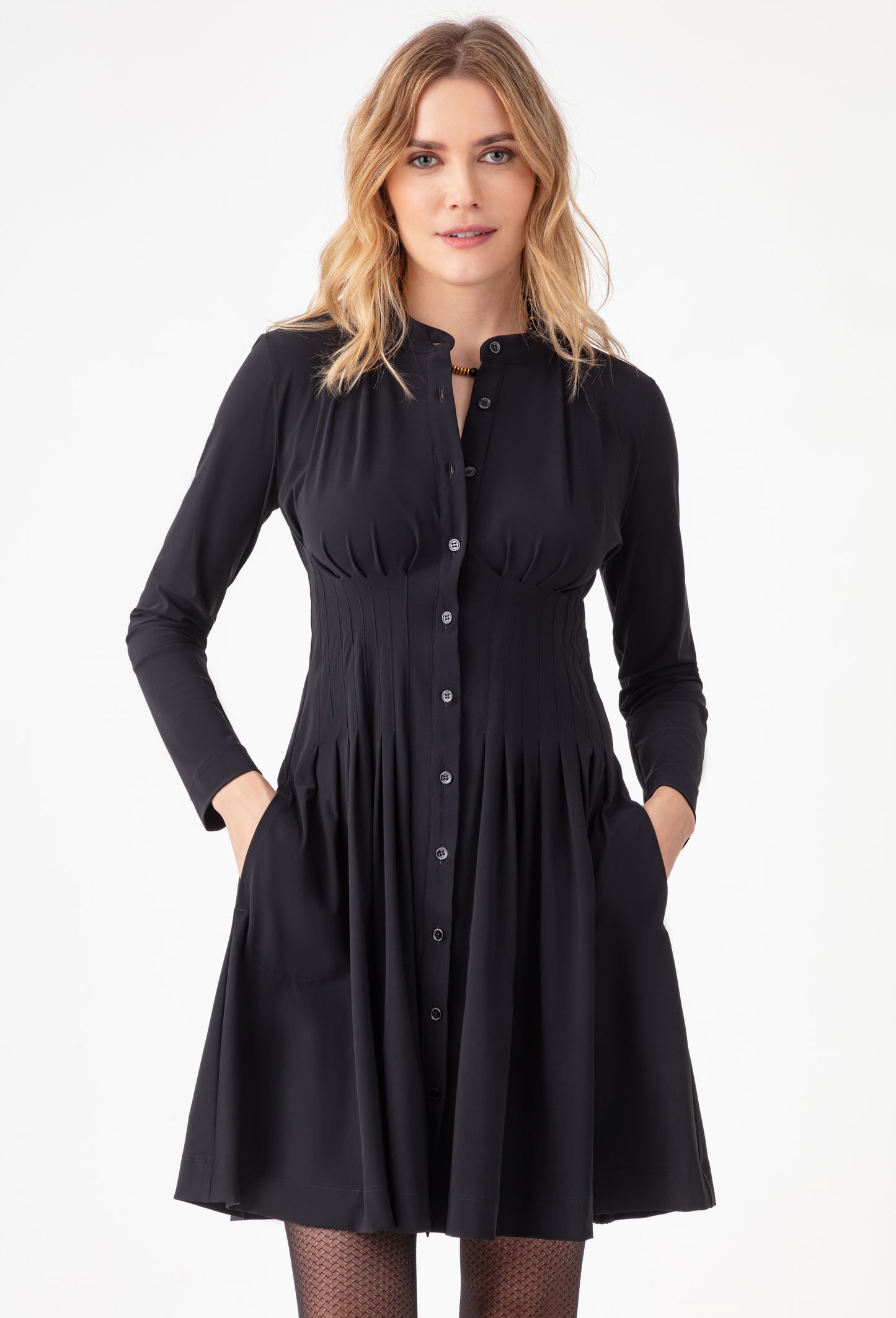 Robe patineuse Eliane noire en jersey technique 1