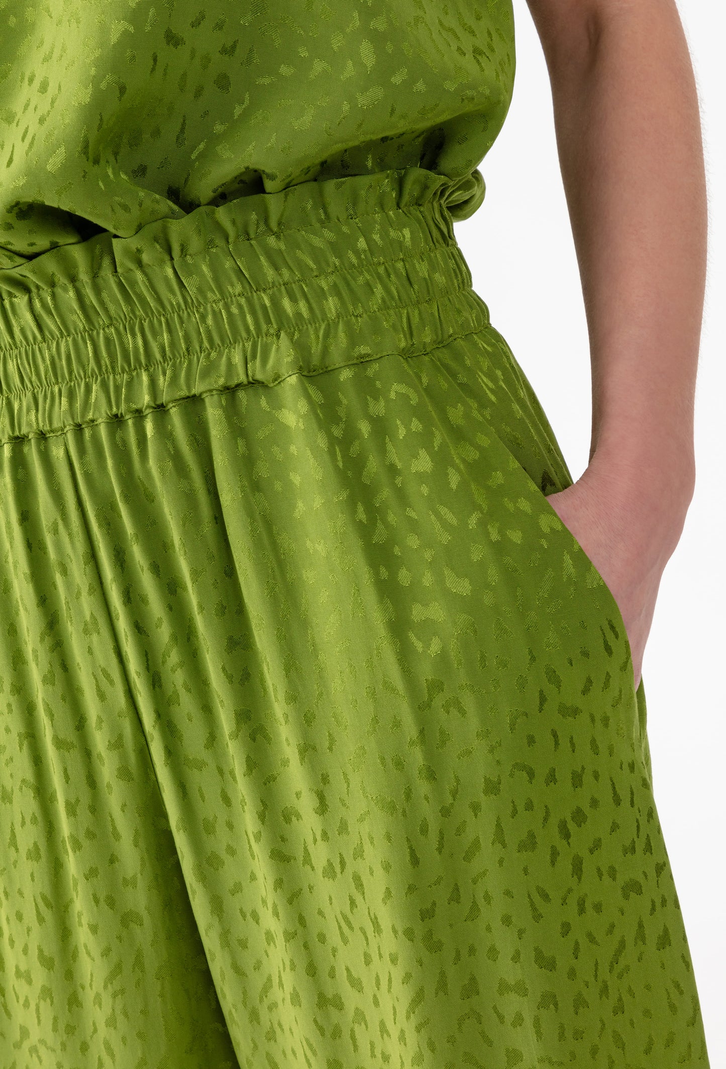 Pantalon large vert Aimi 3