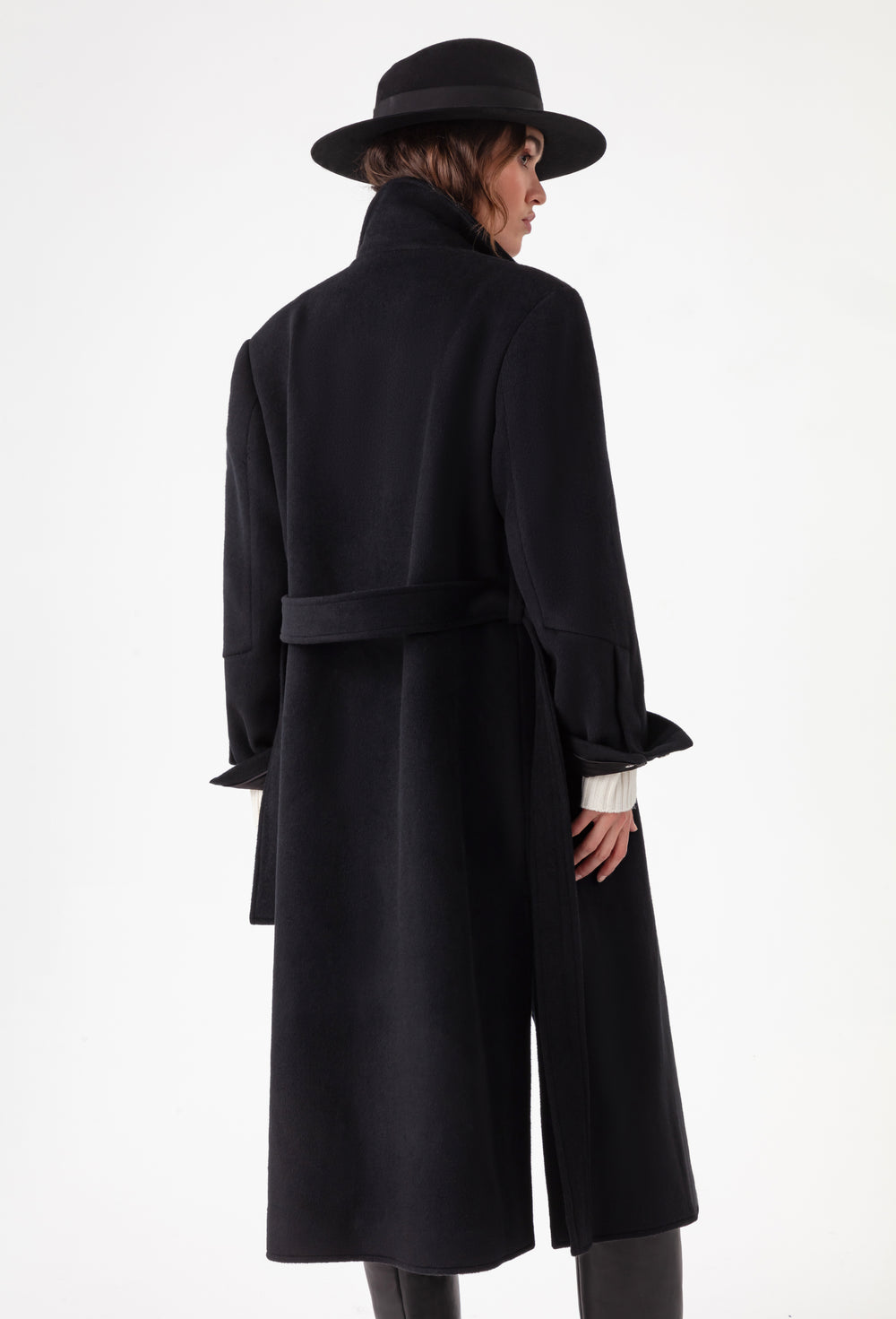 Manteau long Reem noir en laine 4