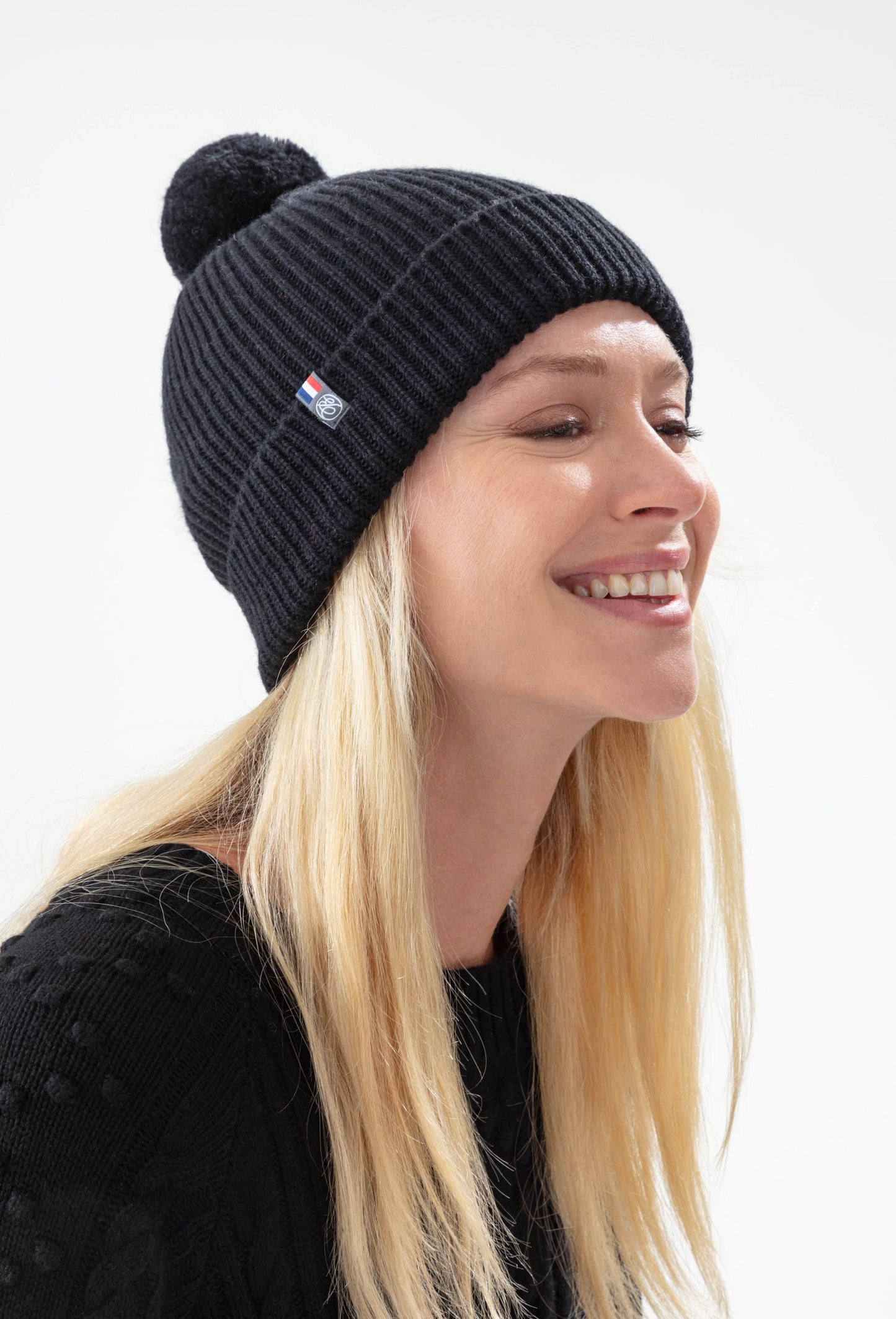 Bonnet Perrine noir 100% laine 3