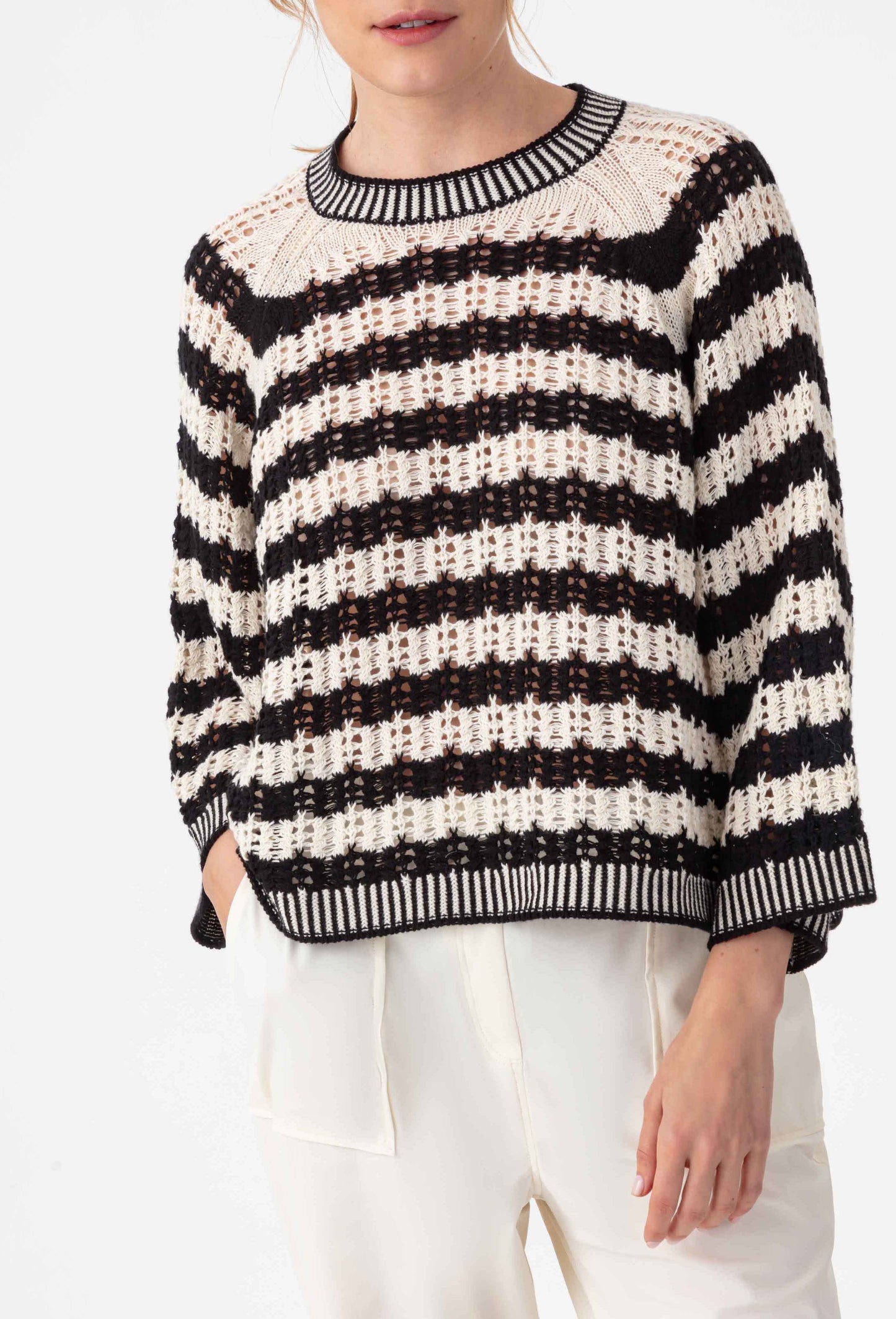 ISAO sweater