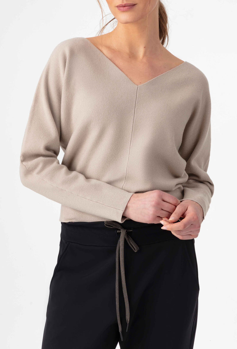 Clyde V-neck sweater