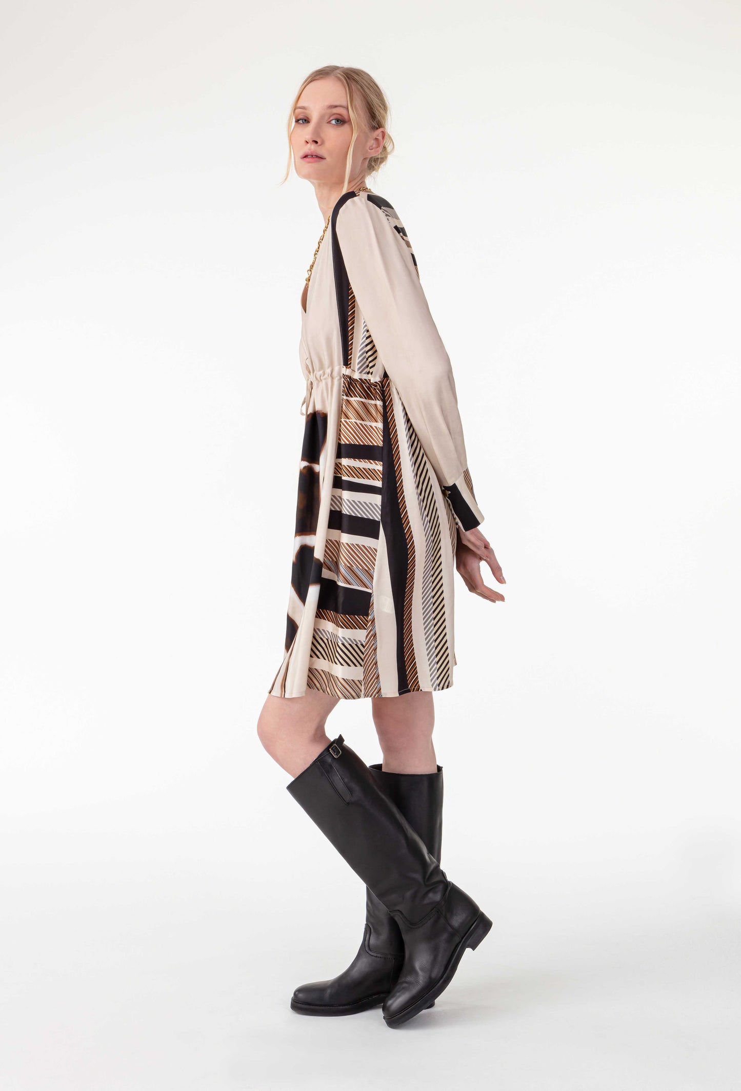 LYRE Dress