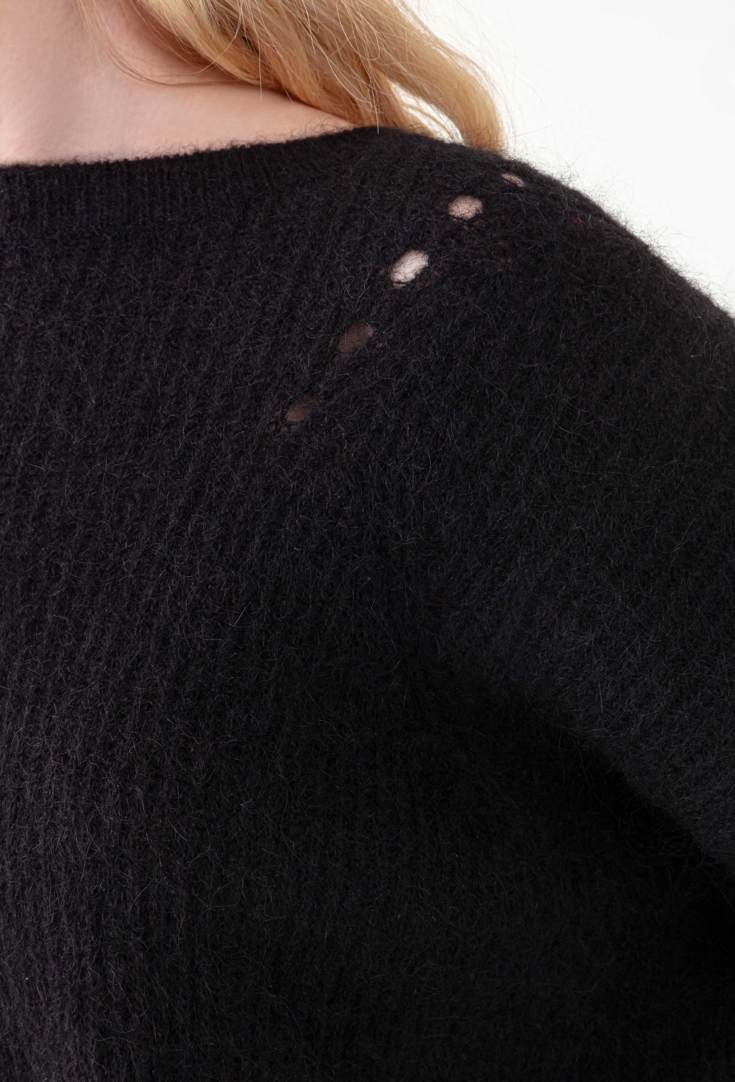 VANESSA Sweater