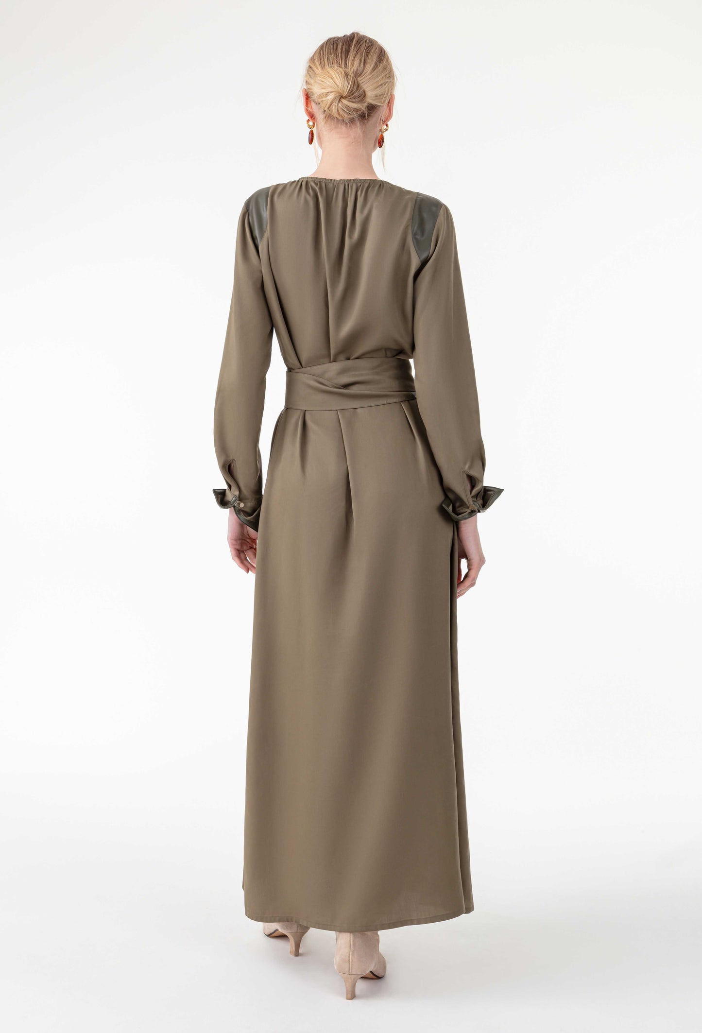 Robe NERYS