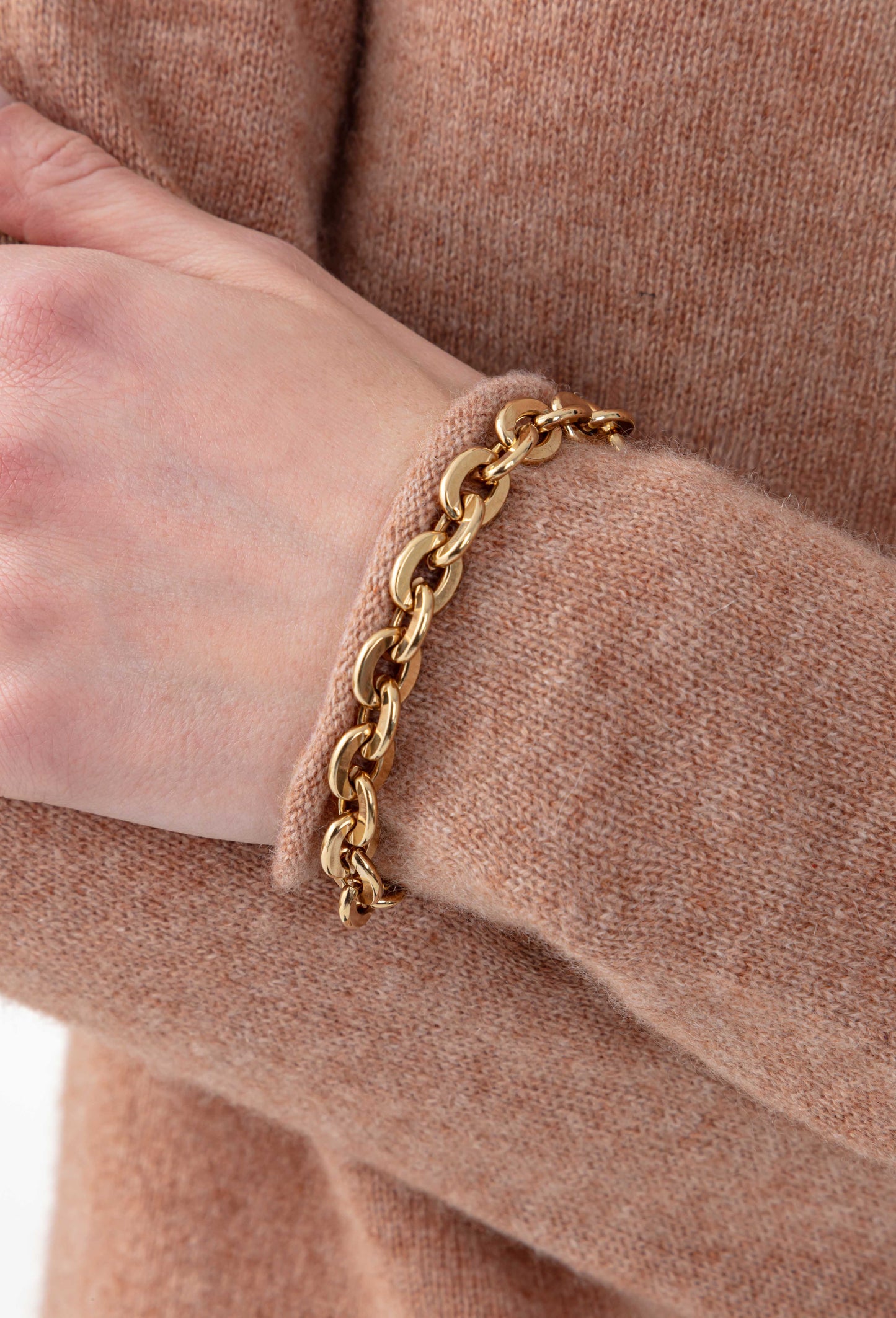 CLEA strap