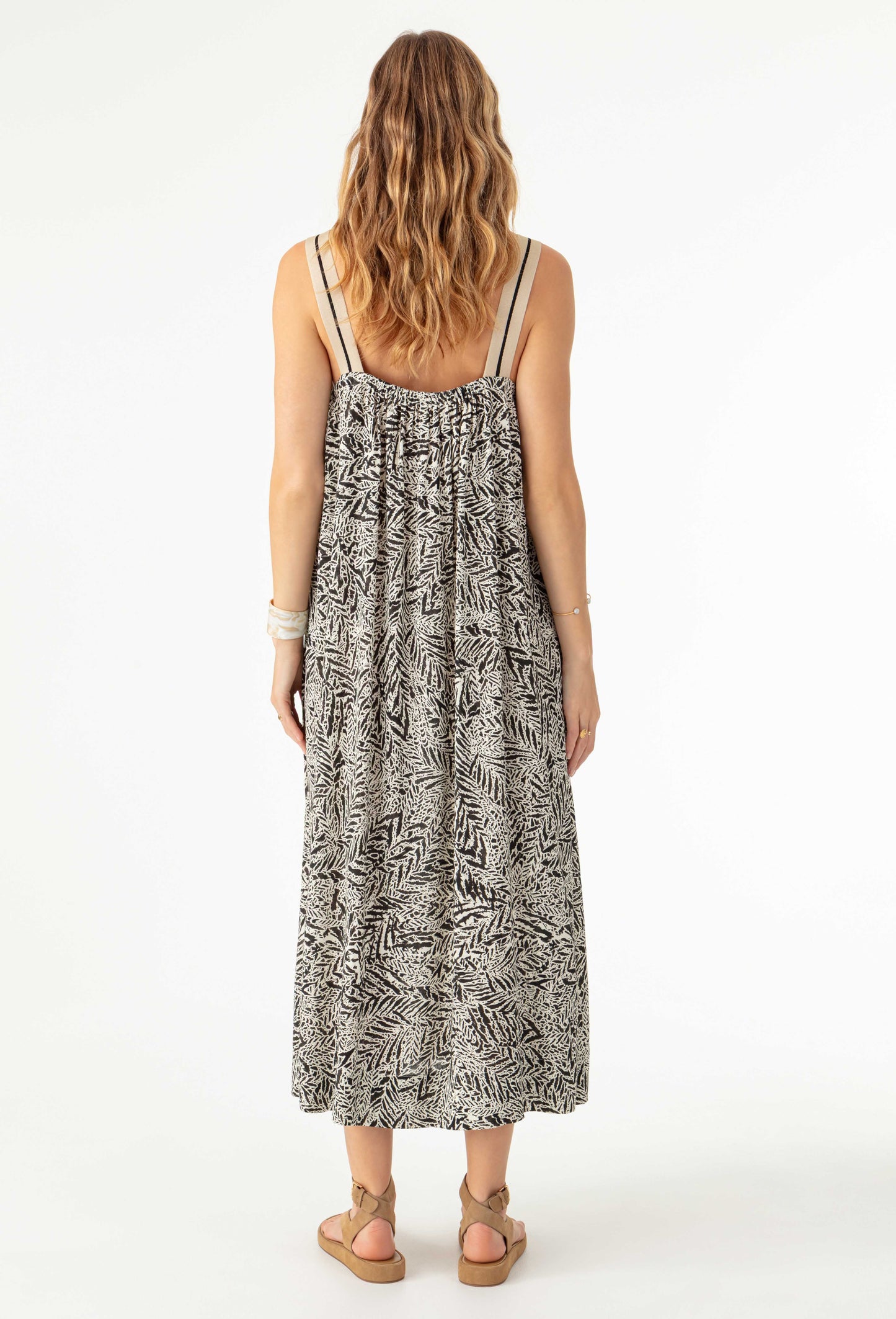 Robe MAGLA