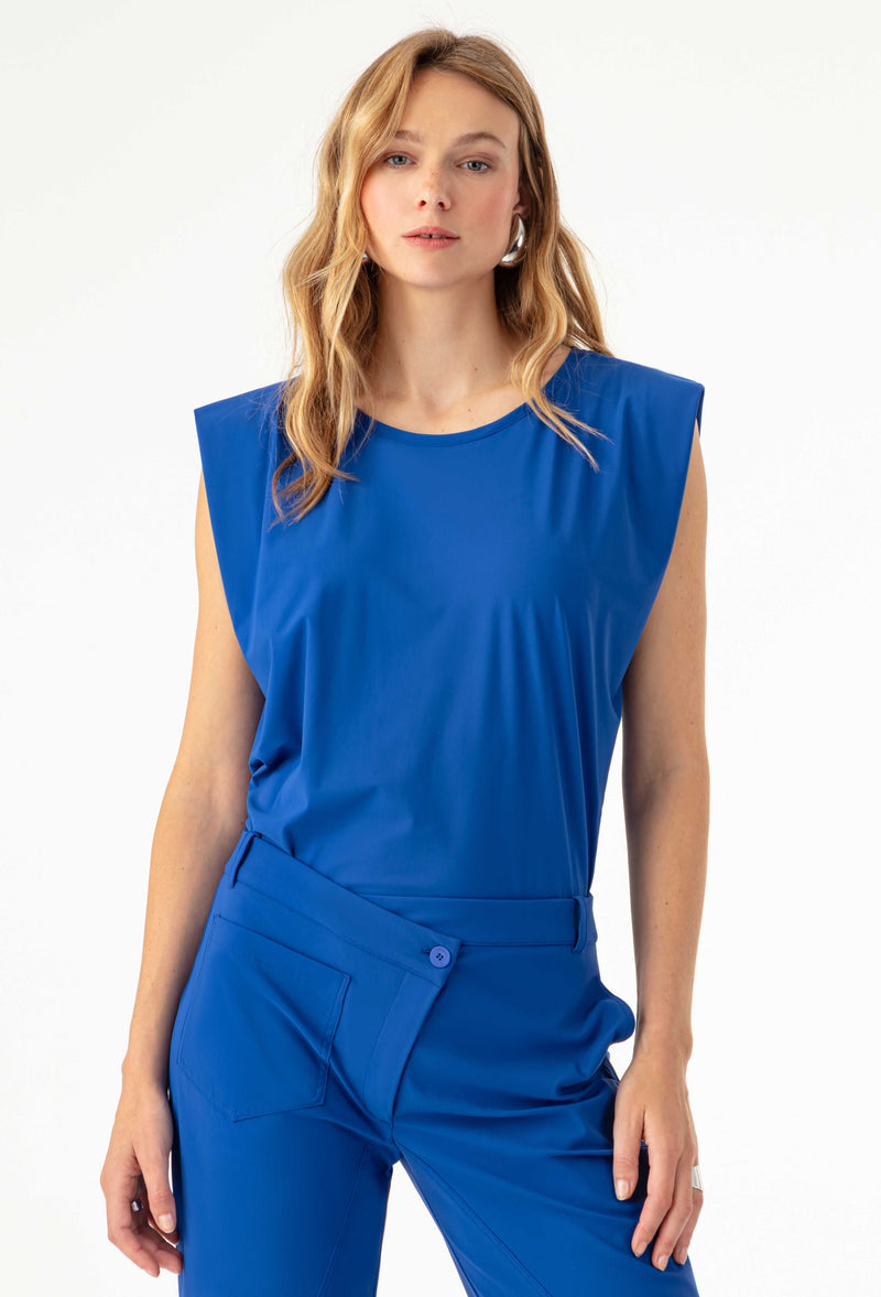 Top DOLLY