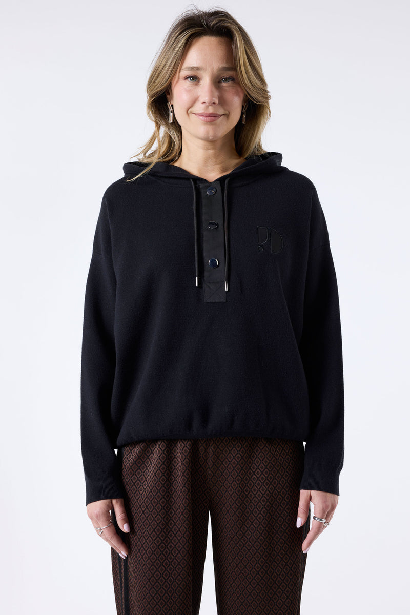 NAYA sweatshirt