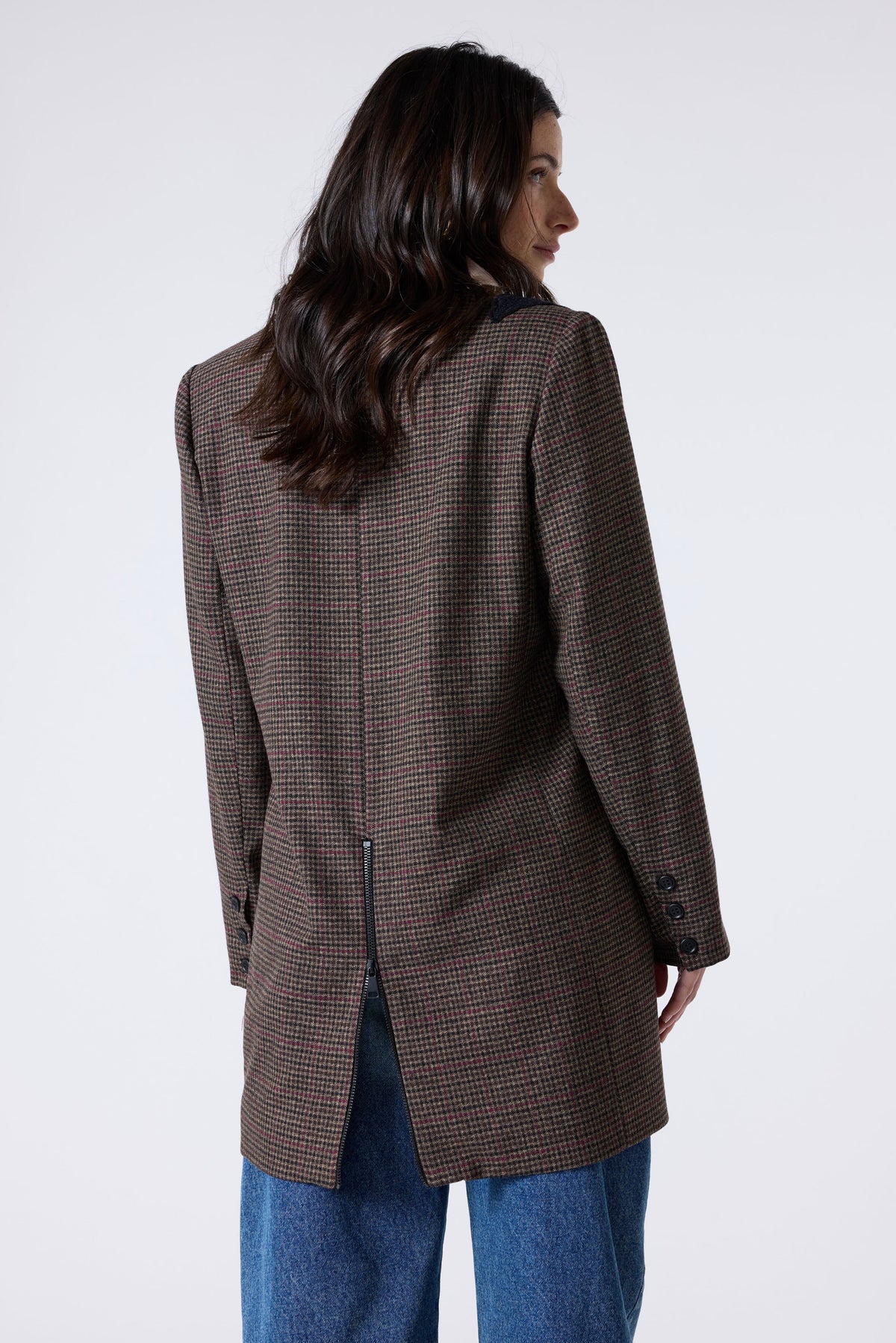 ELOAN Jacket