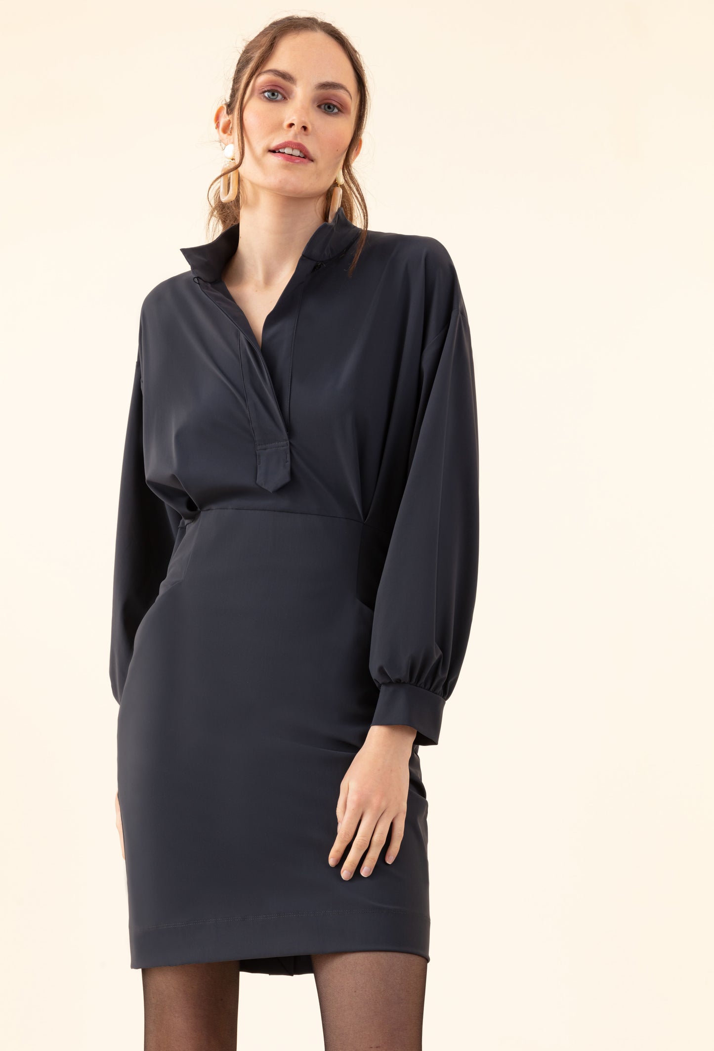 Robe Soso grise en jersey technique 1