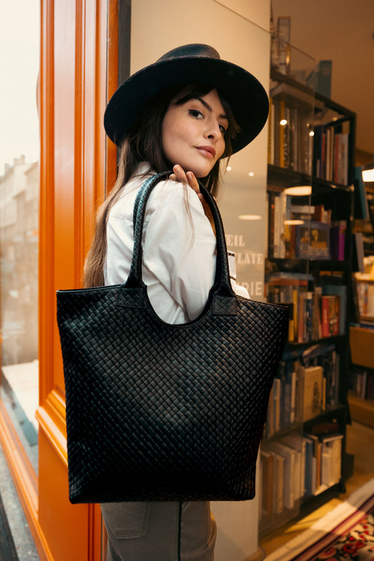Sac Tressy noir en cuir tressé 2