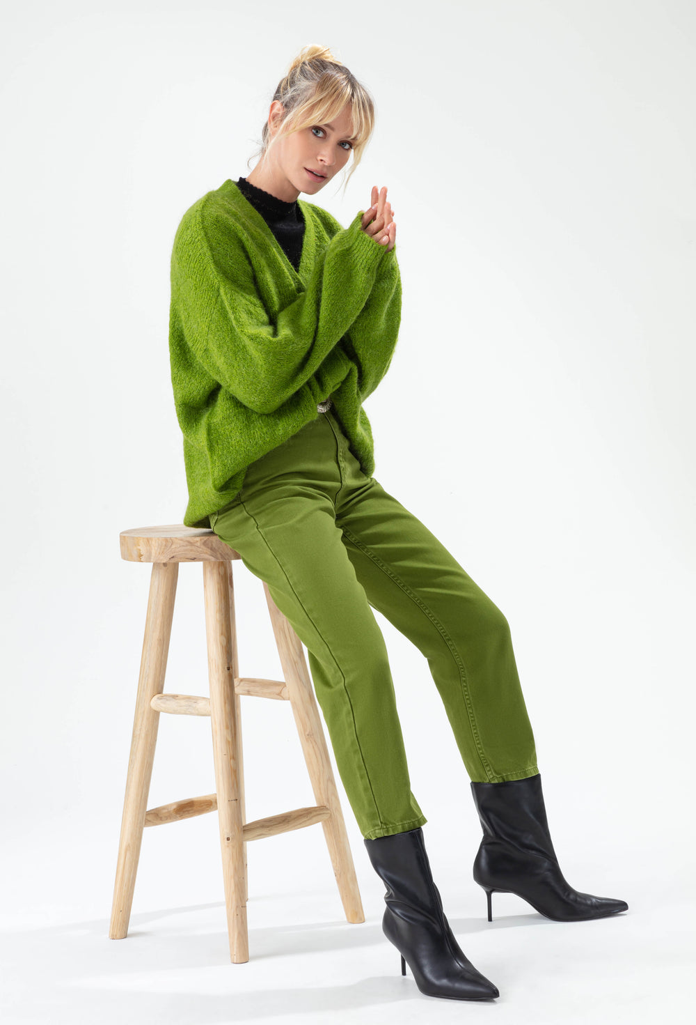 Jean Anais vert coupe droite en coton 5