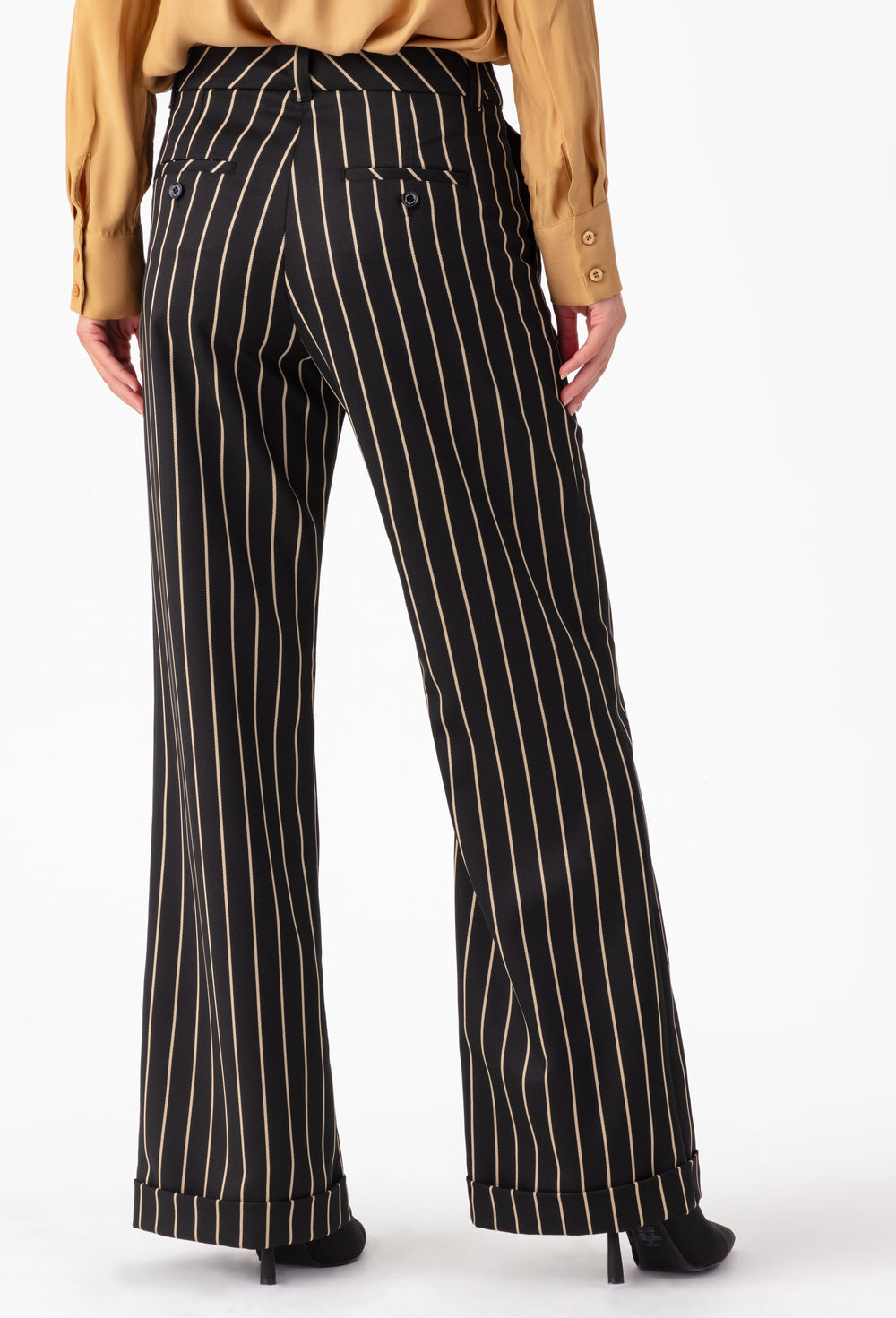 Pantalon wide Nour à rayures 4