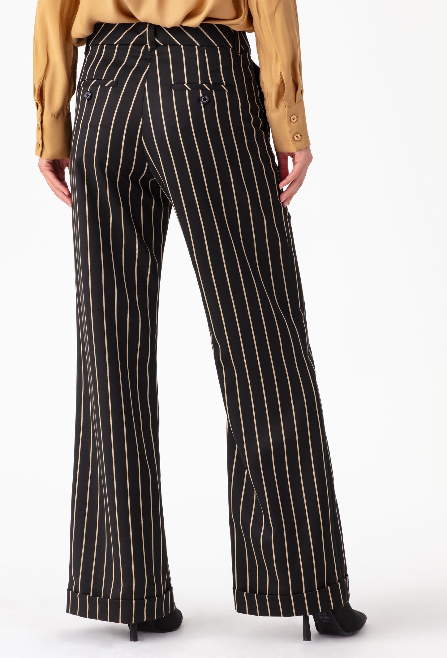 Pantalon wide Nour à rayures 4