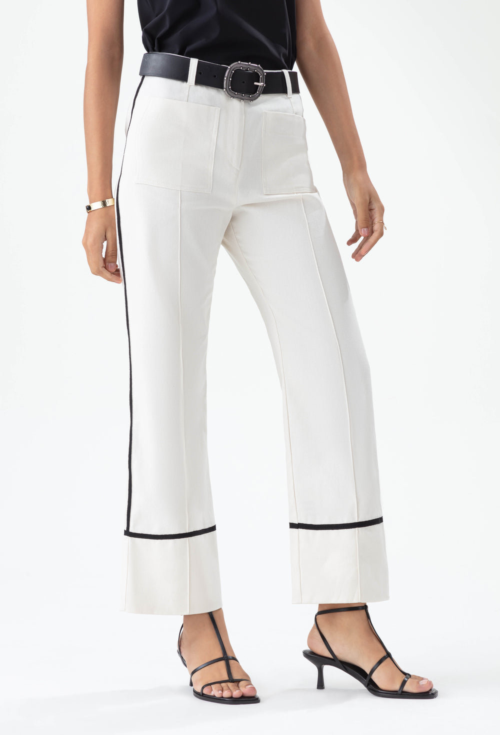 Pantalon Curry blanc et noir coupe wide 3