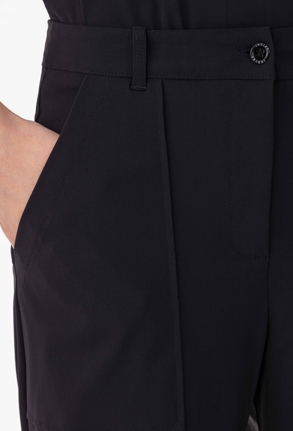 Pantalon carotte Fabian en jersey technique noir 2