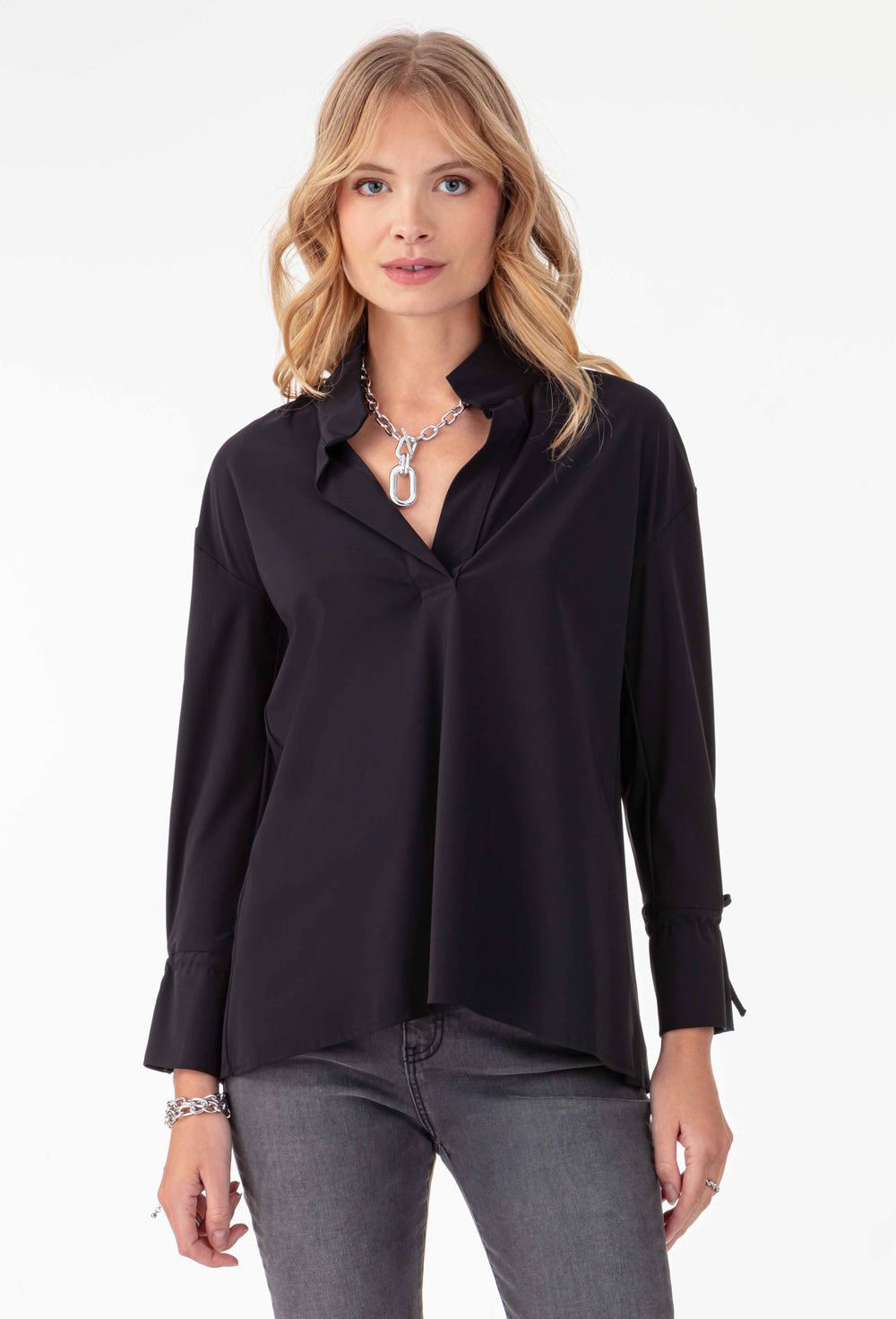 Blouse noire Chrissy en jersey technique 1