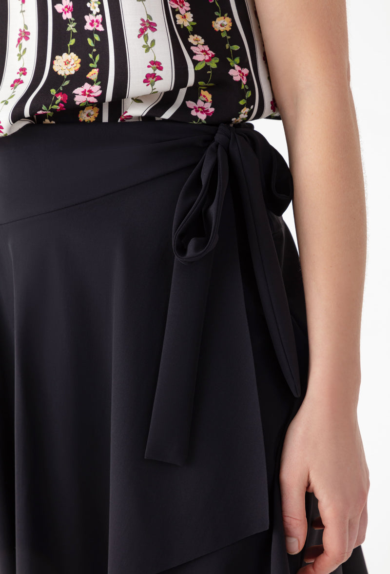 Jupe portefeuille Yumi en jersey technique 5