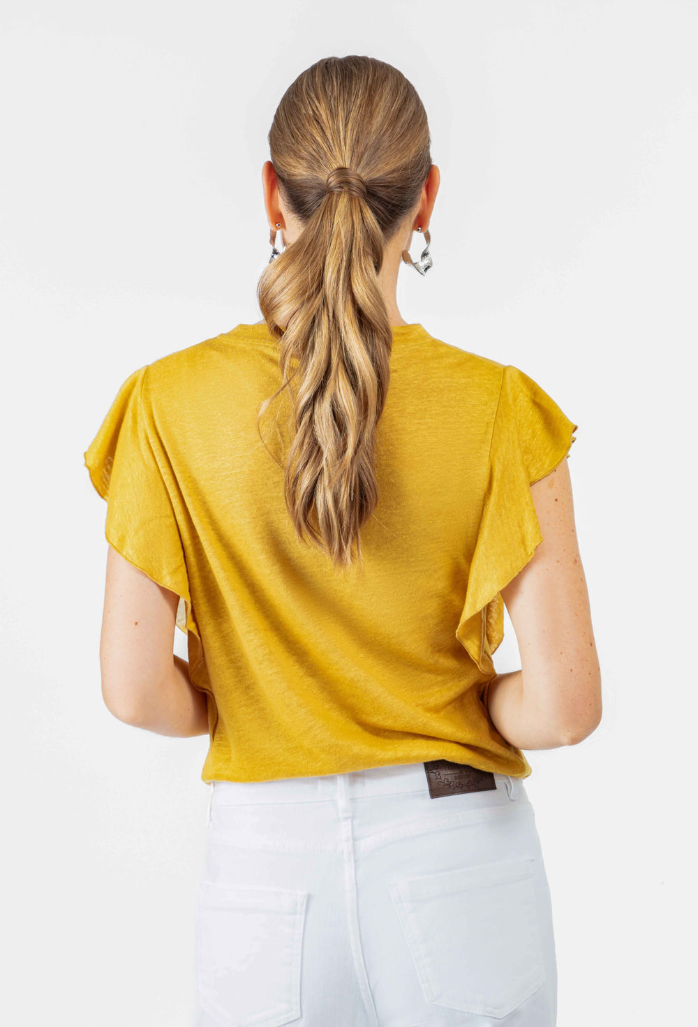 T-shirt Veda en lin ocre 3