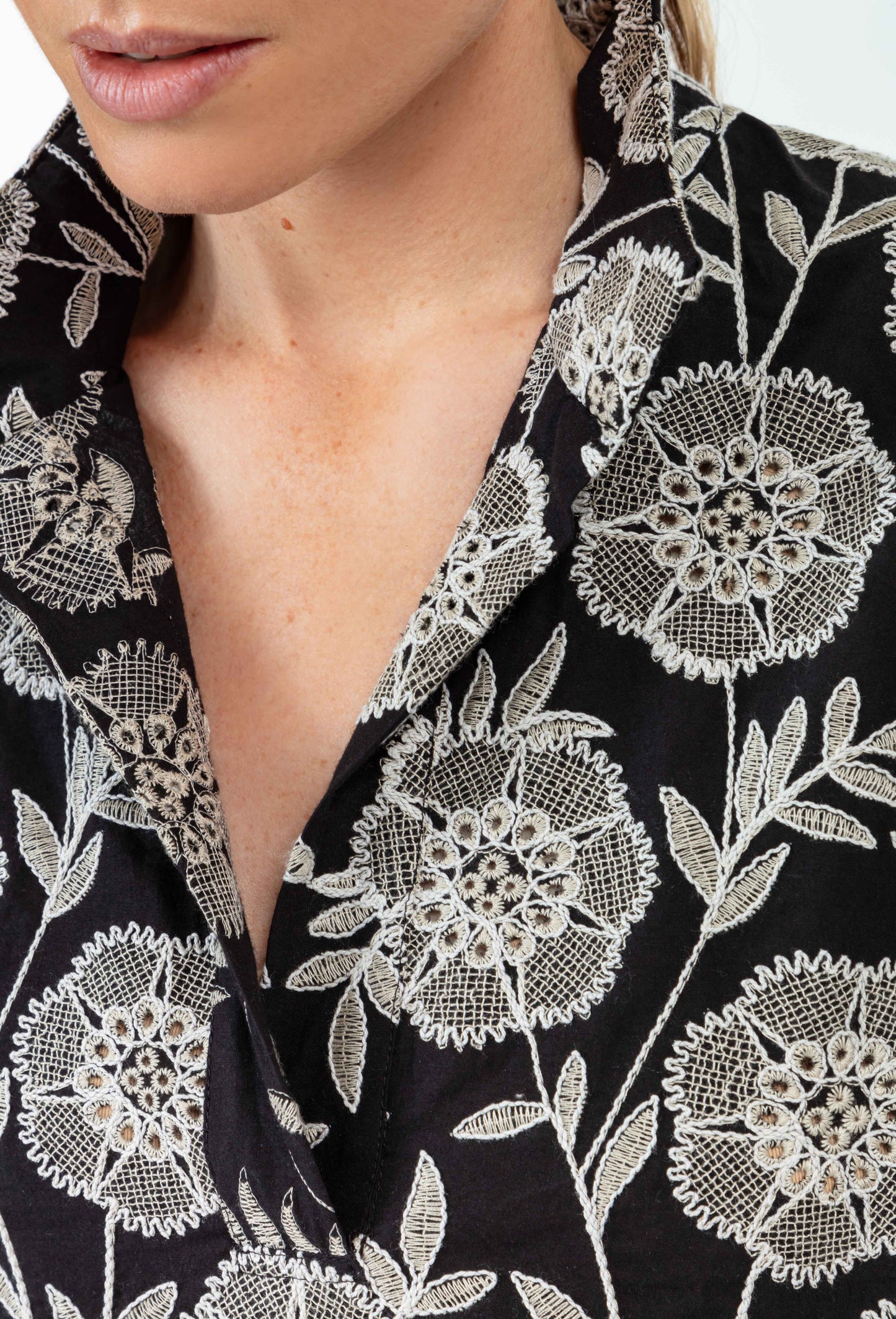 Blouse Lyse en popeline brodée 4