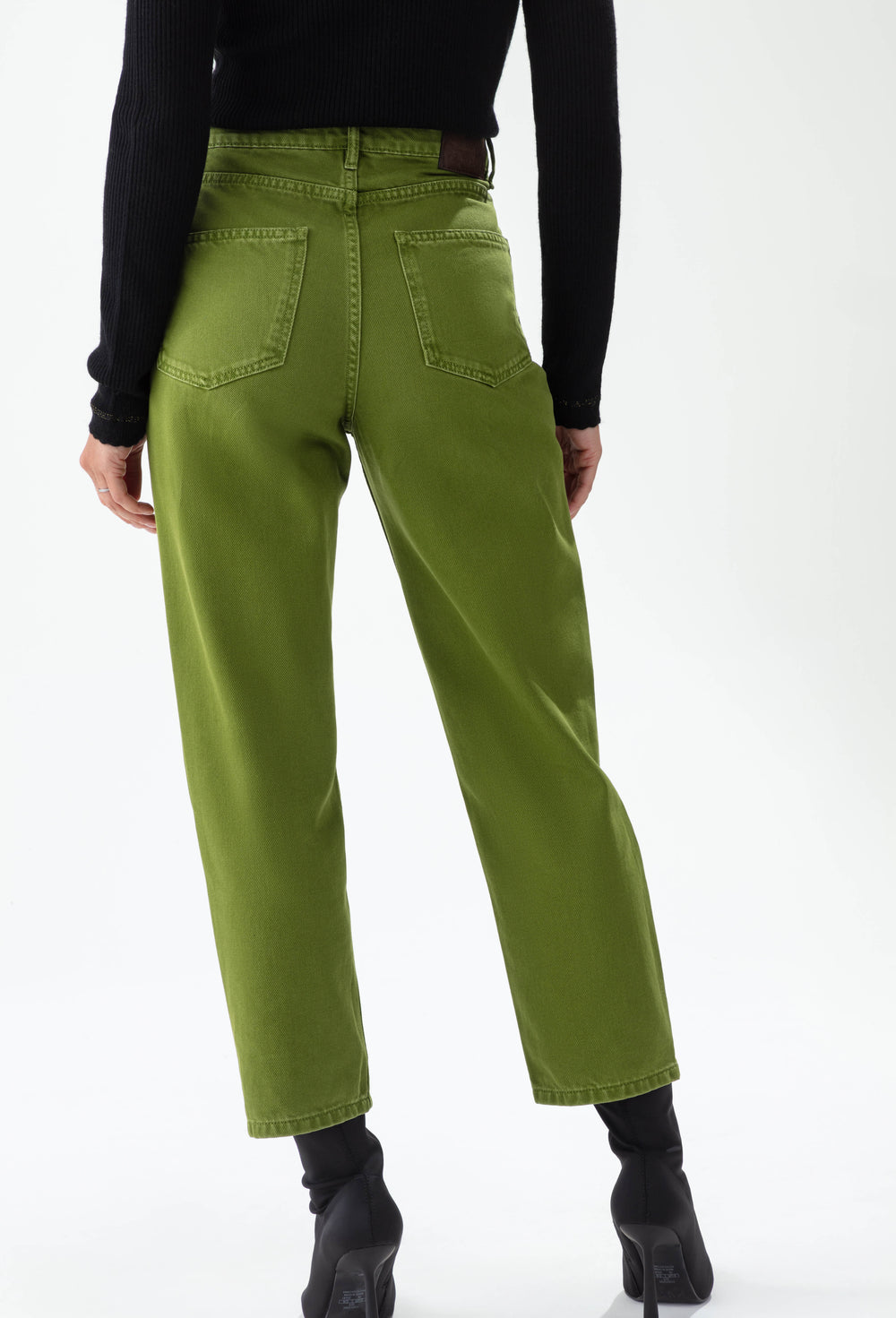 Jean Anais vert coupe droite en coton 4