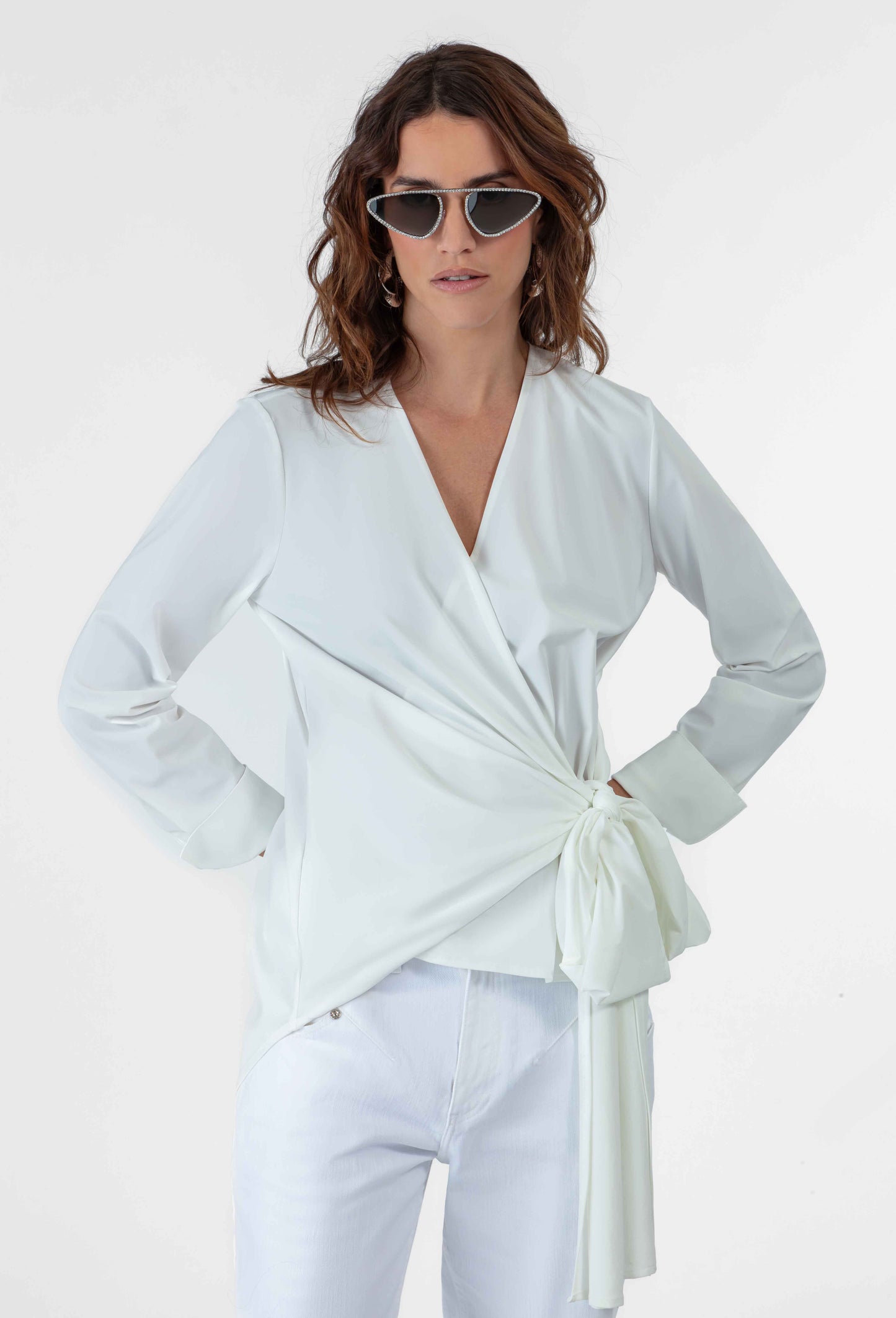 Blouse cache-coeur Mira en jersey technique blanc 1